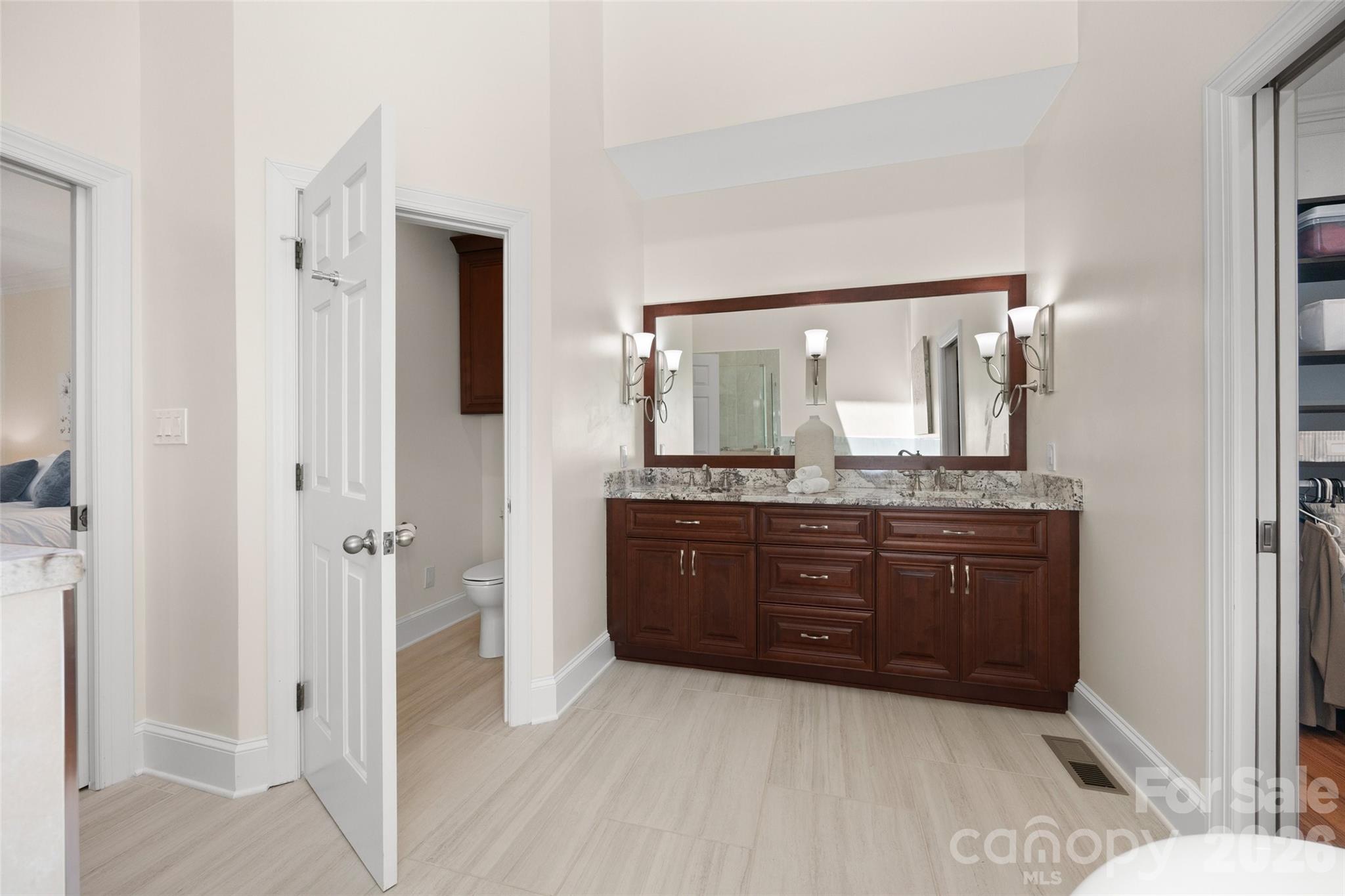 636 Landsdowne Court — Fort Mill