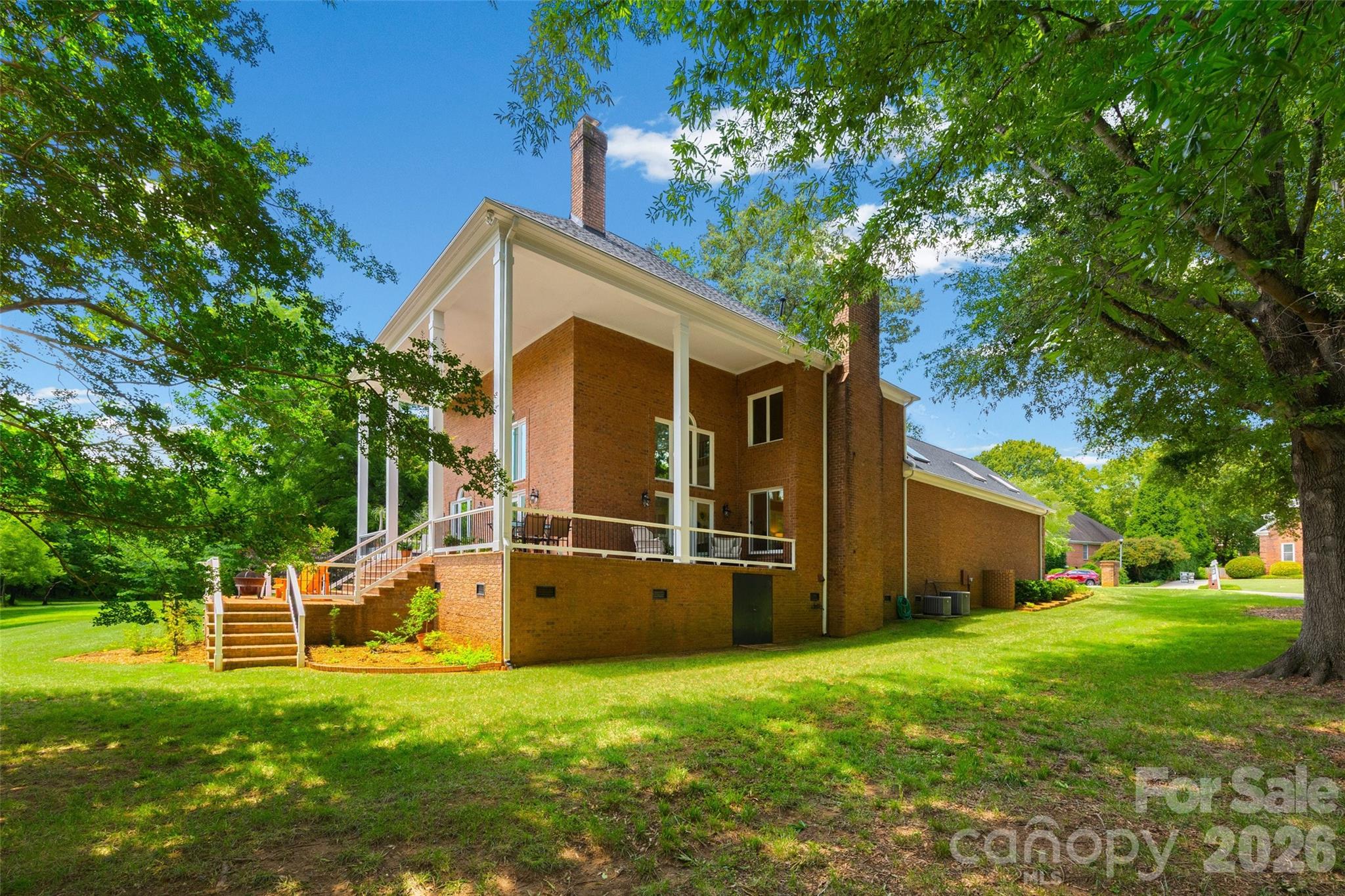 636 Landsdowne Court — Fort Mill
