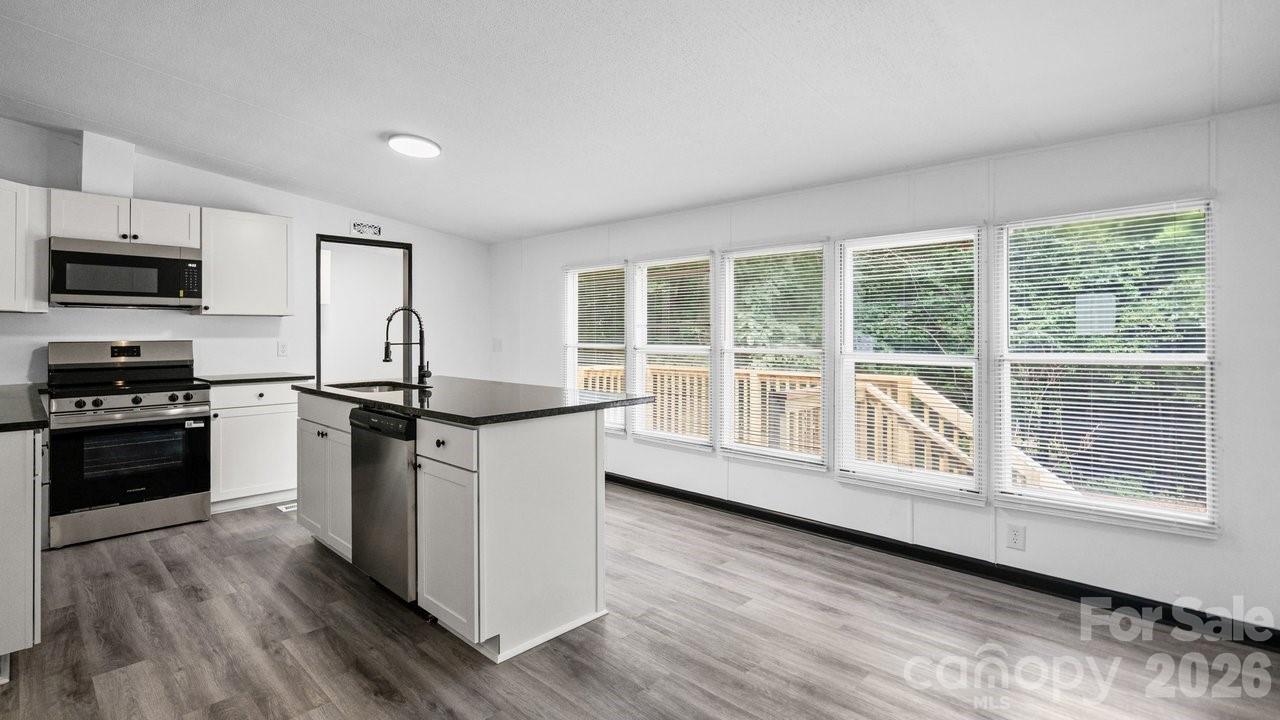 4277 Apex Drive — Maiden