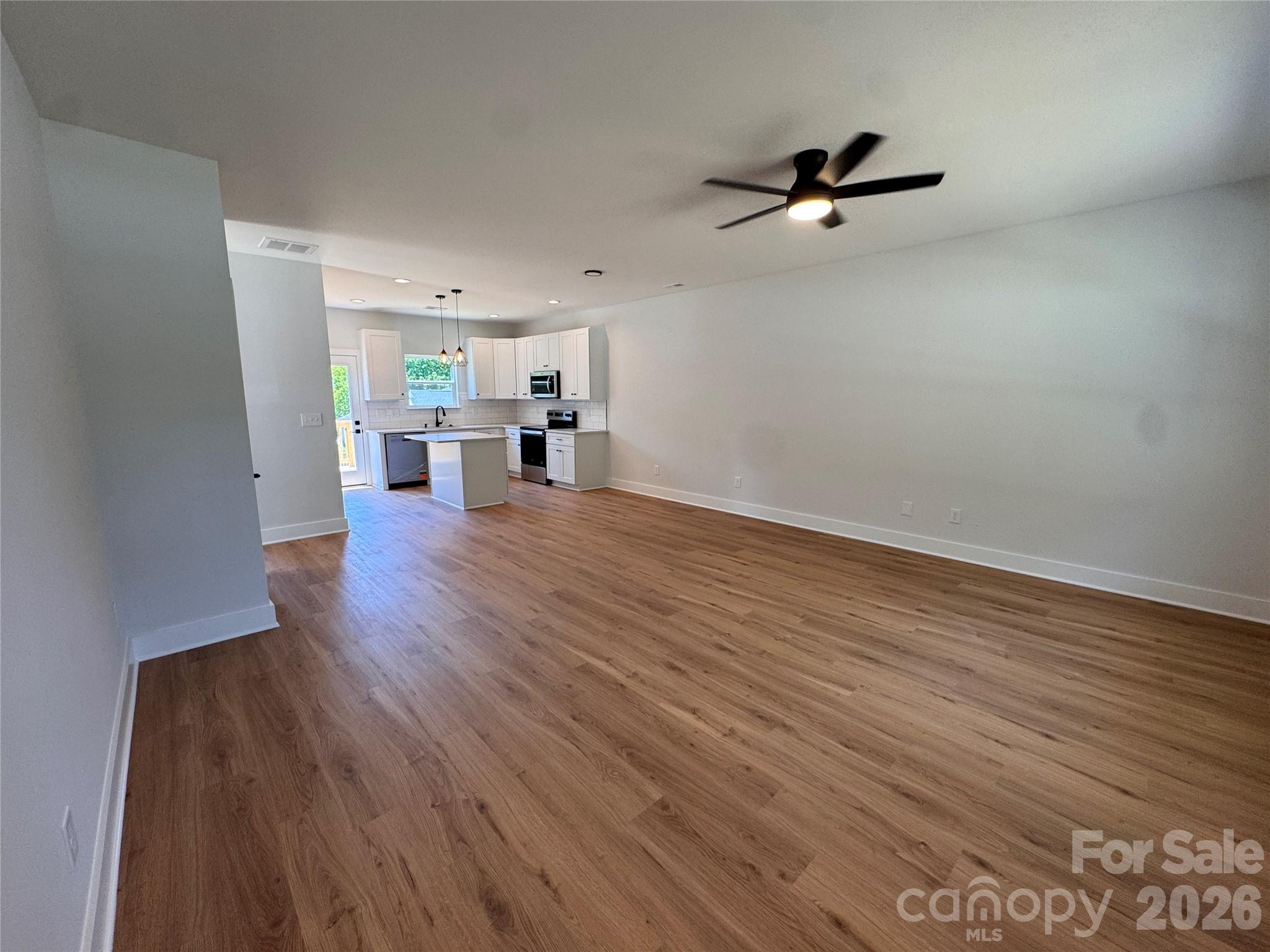 401 N Firestone Street — Gastonia