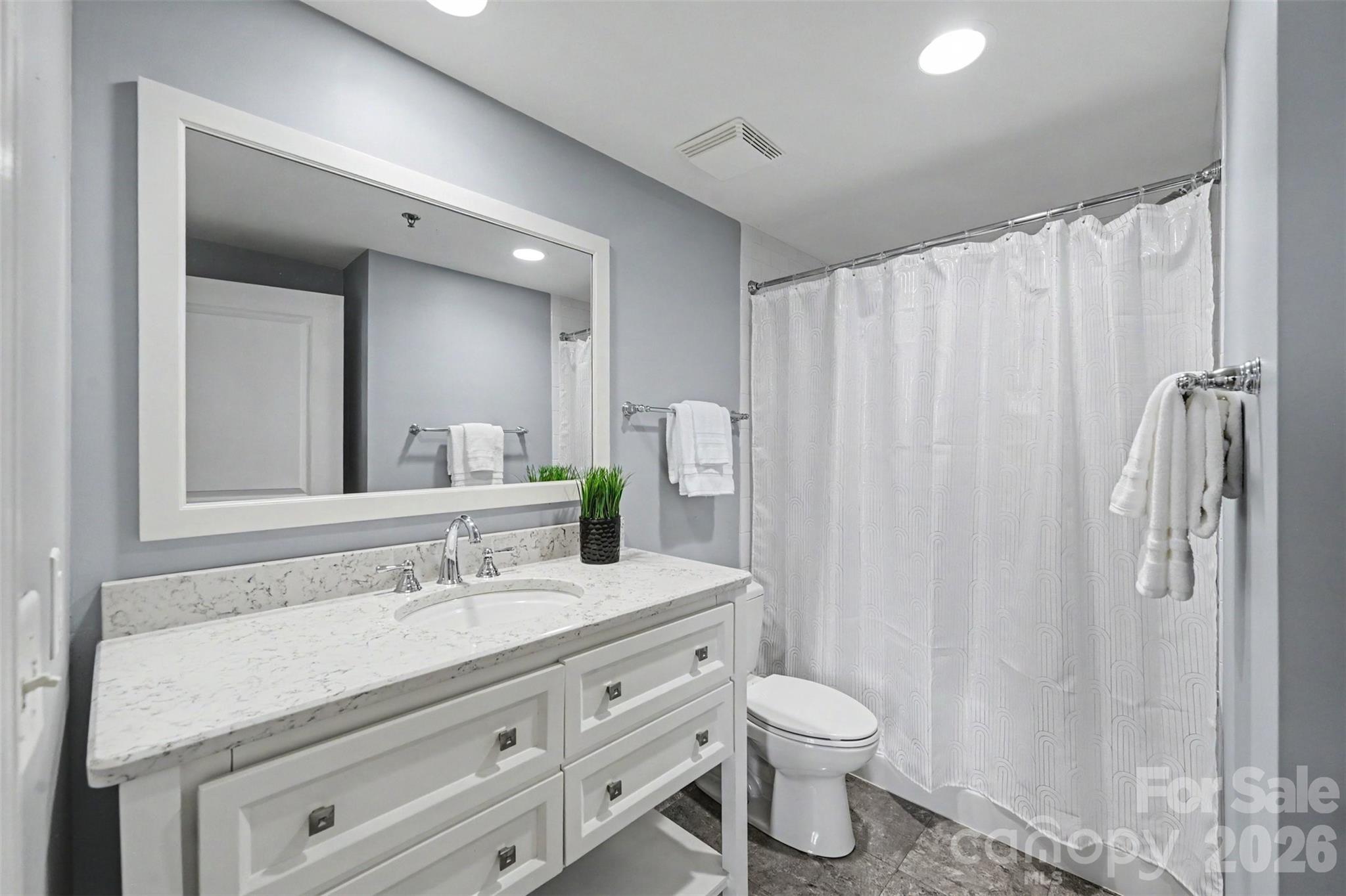 1315 East Boulevard — Charlotte