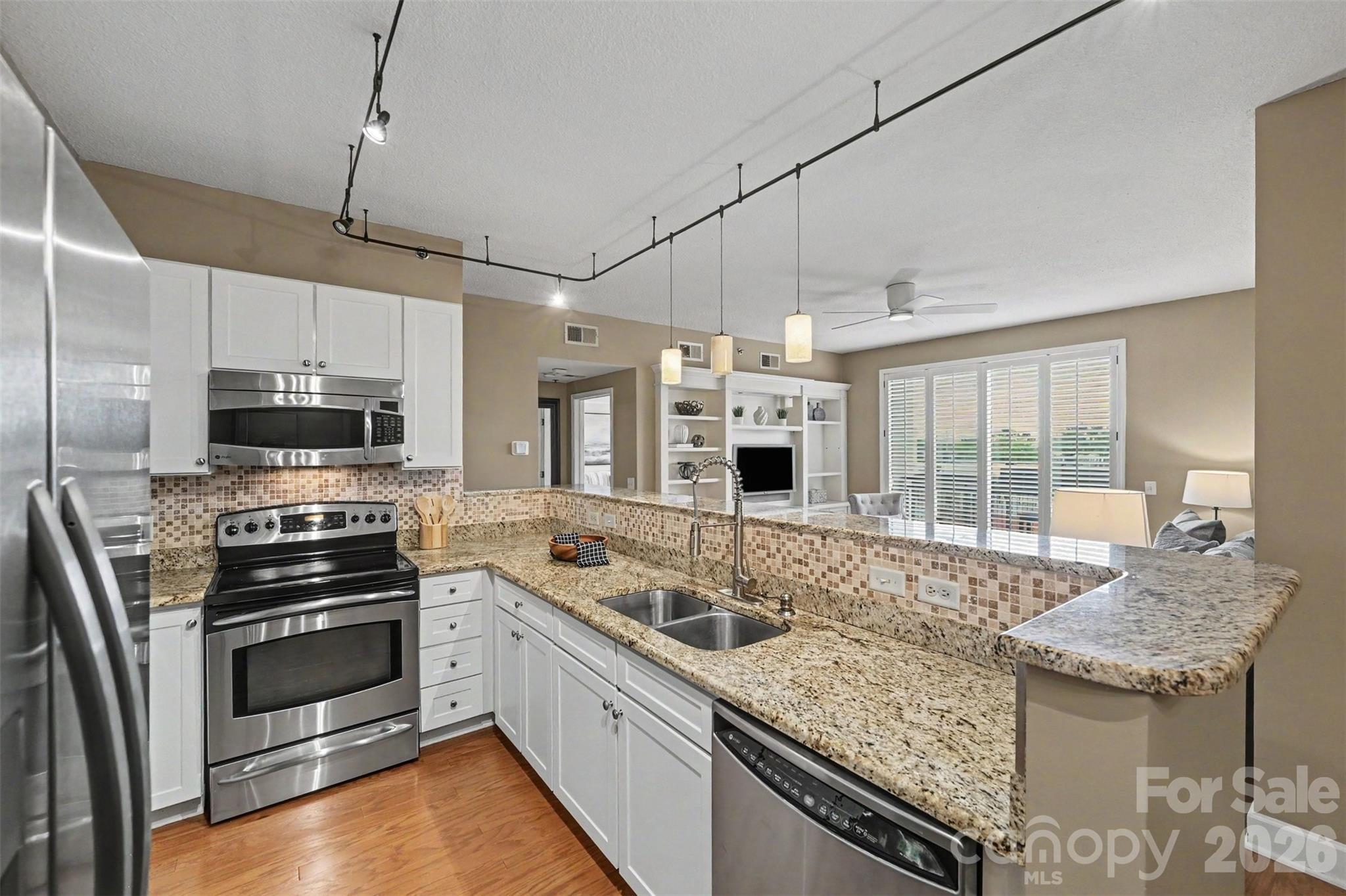 1315 East Boulevard — Charlotte