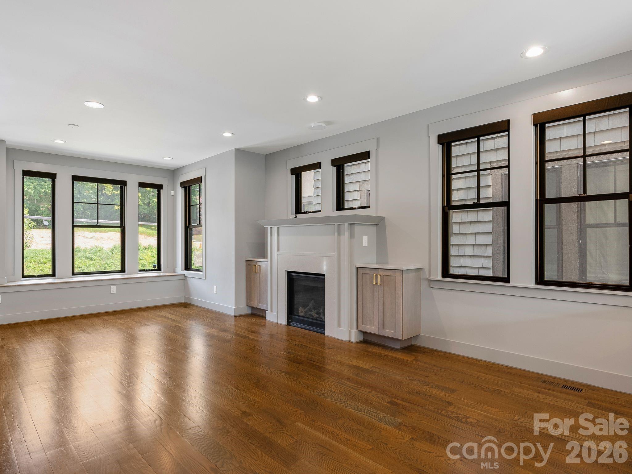 229 Broadway Street — Asheville