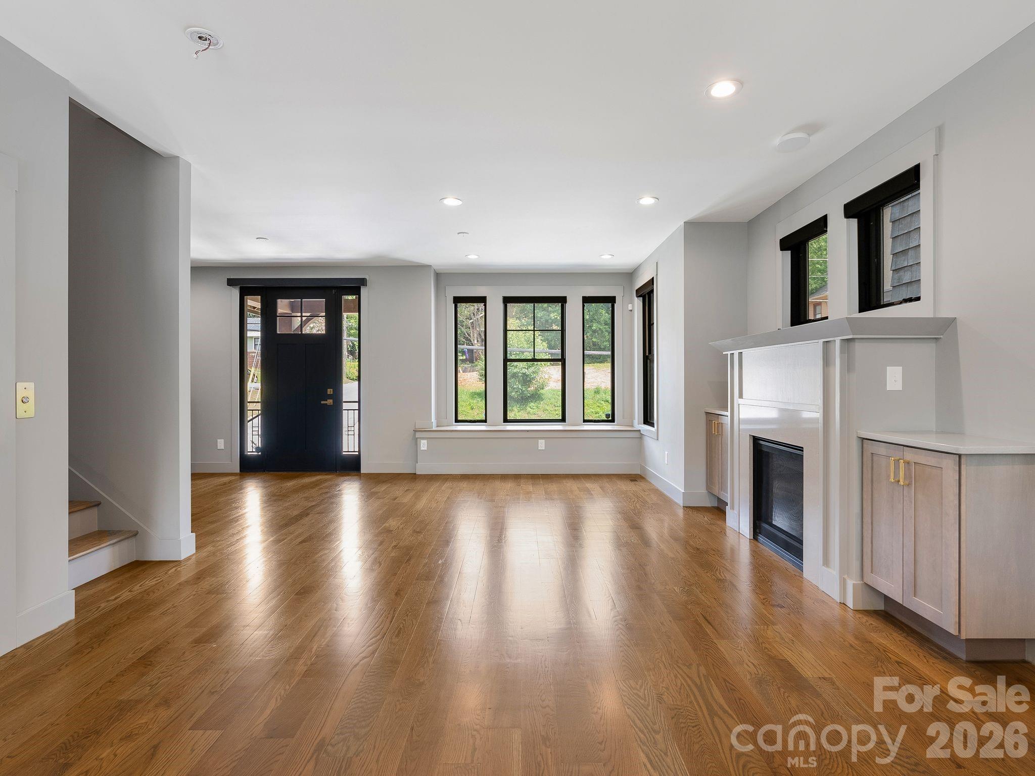 229 Broadway Street — Asheville