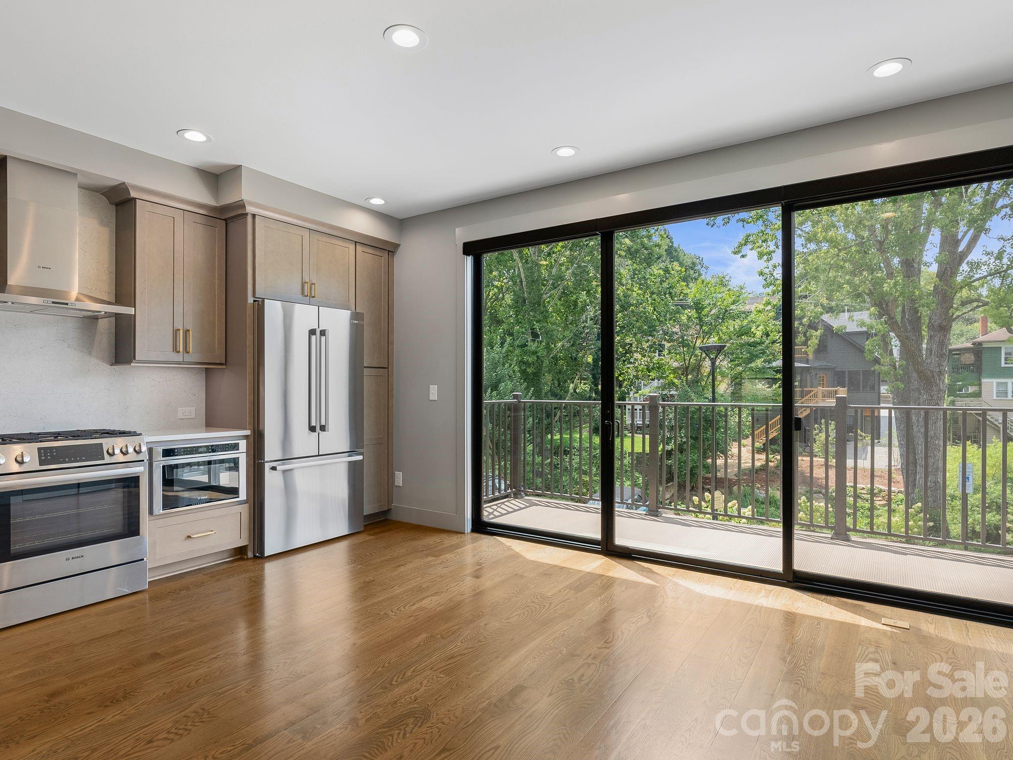 229 Broadway Street — Asheville