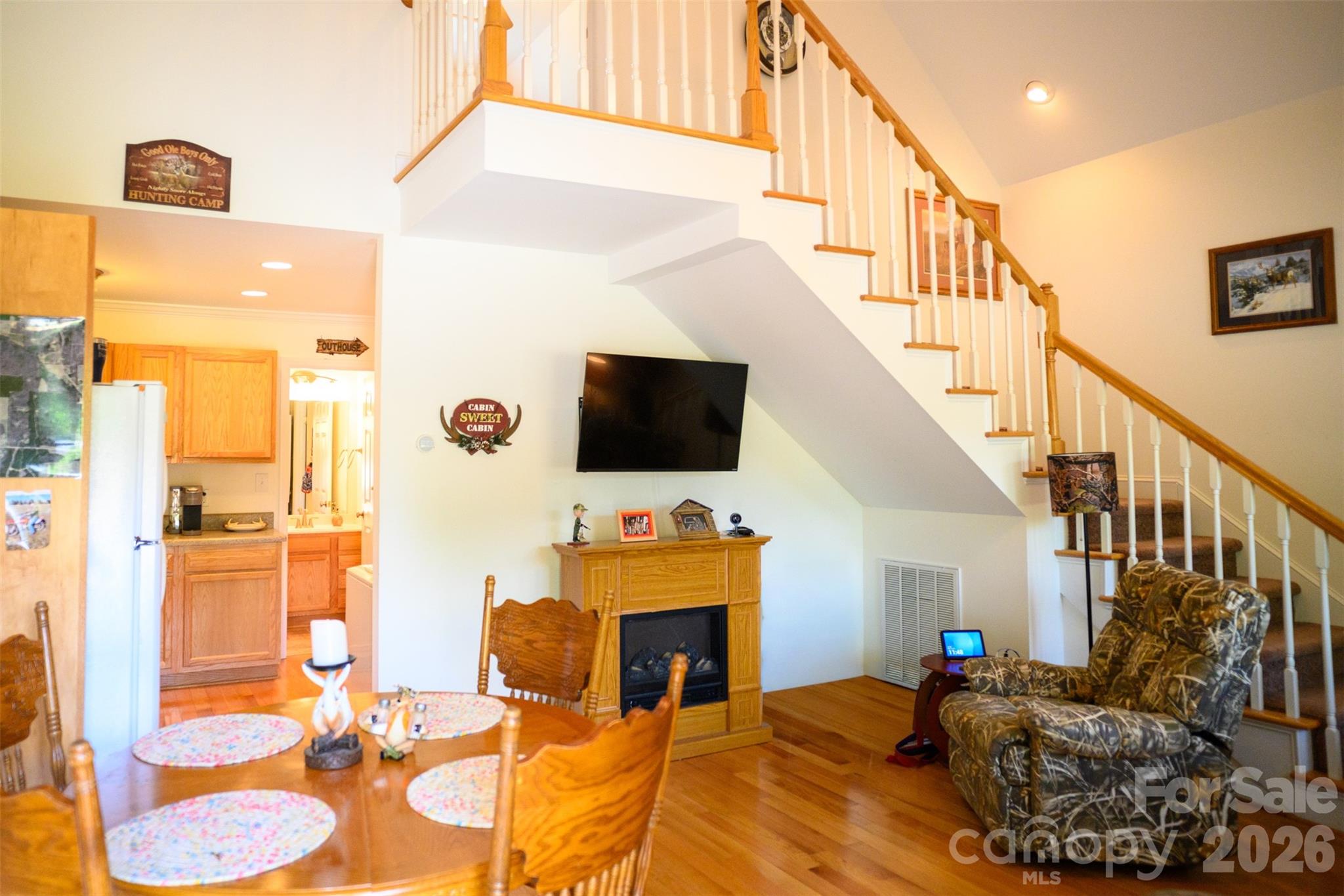 6917 Walnut Grove Church Road — Hurdle Mills
