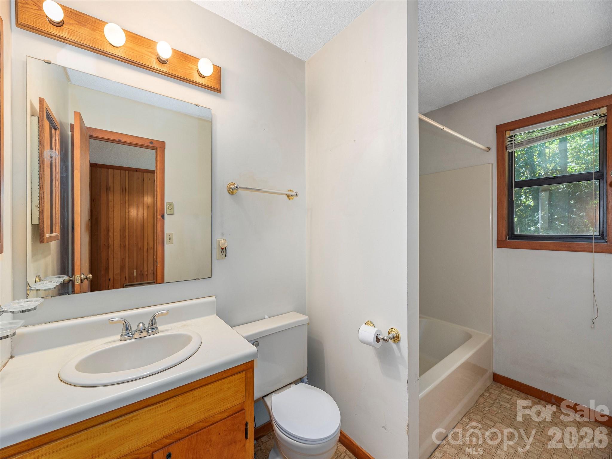 1575 Red Maple Drive — Waynesville