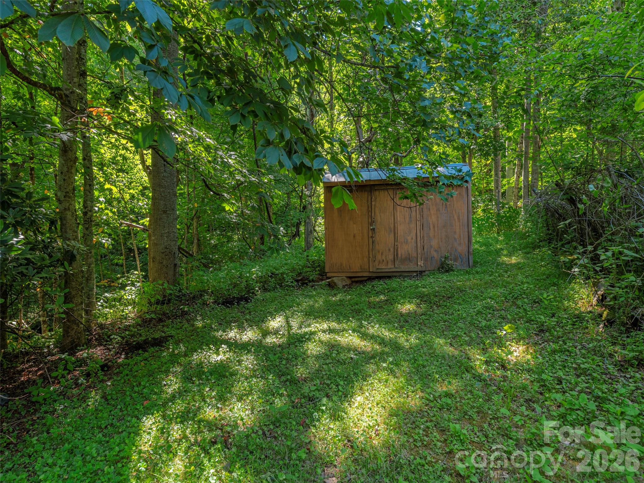 1575 Red Maple Drive — Waynesville