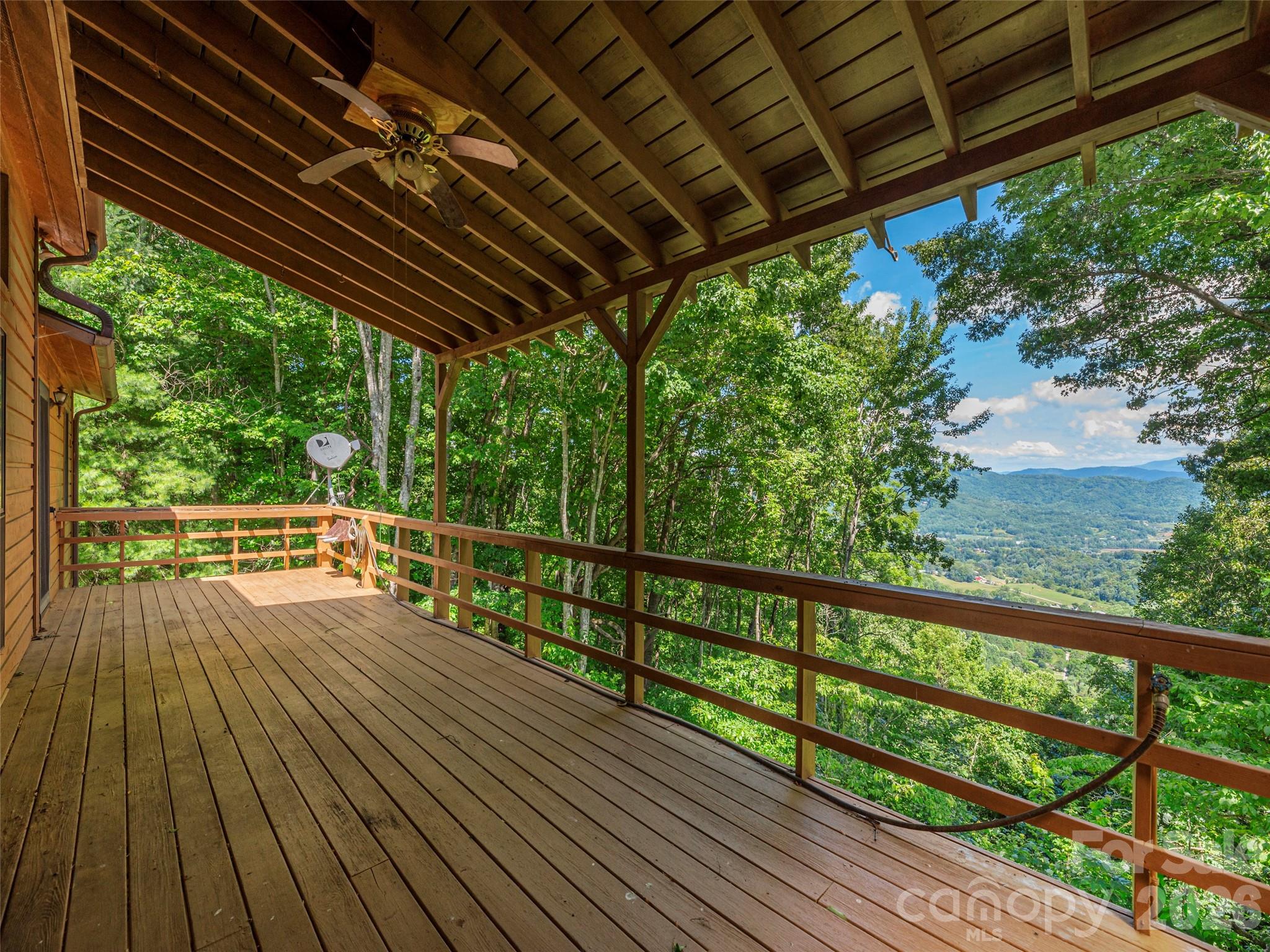 1575 Red Maple Drive — Waynesville