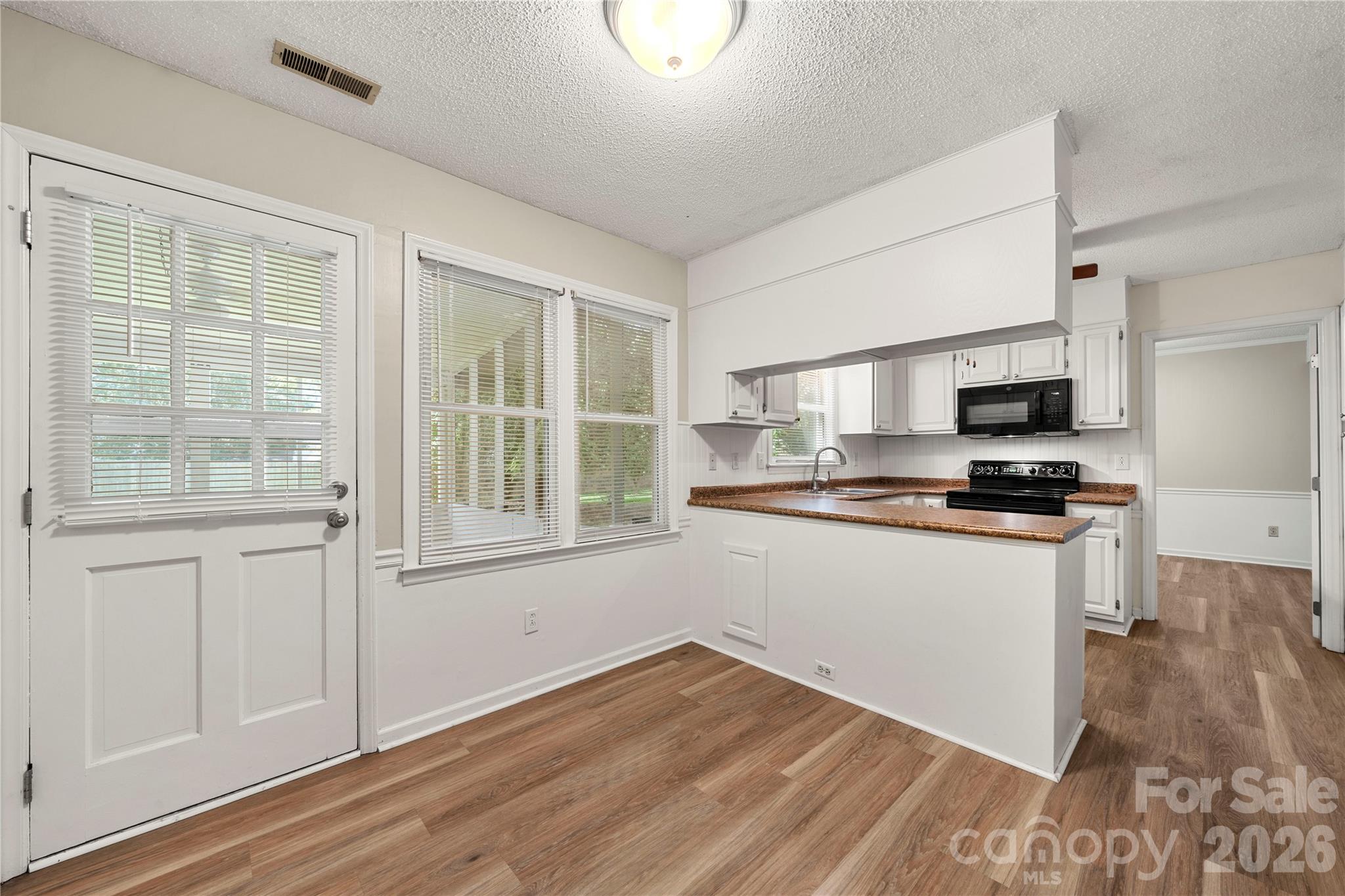 628 Bellows Lane — Charlotte