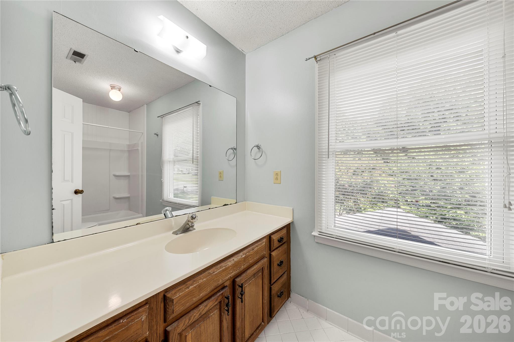 628 Bellows Lane — Charlotte