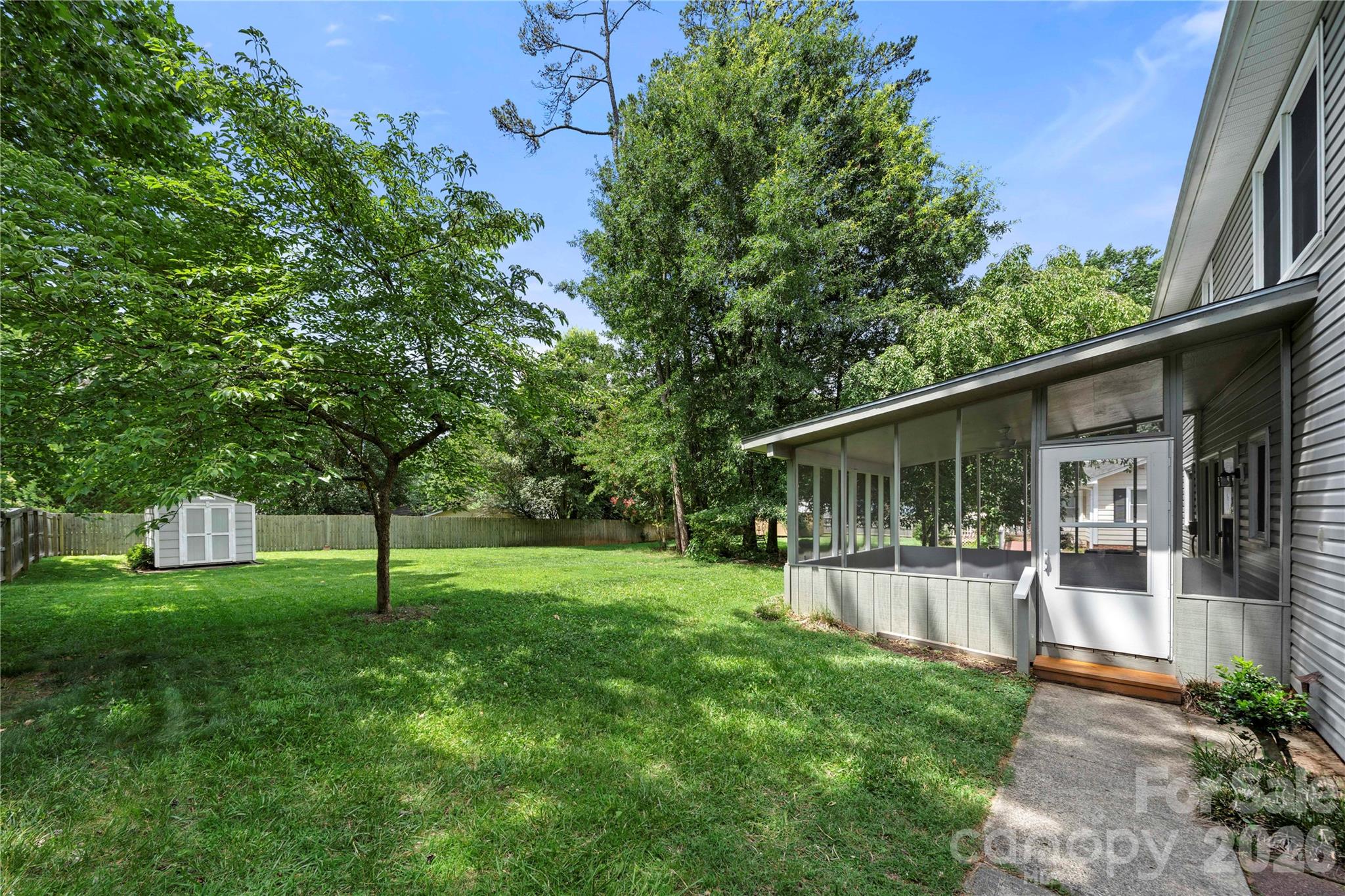 628 Bellows Lane — Charlotte
