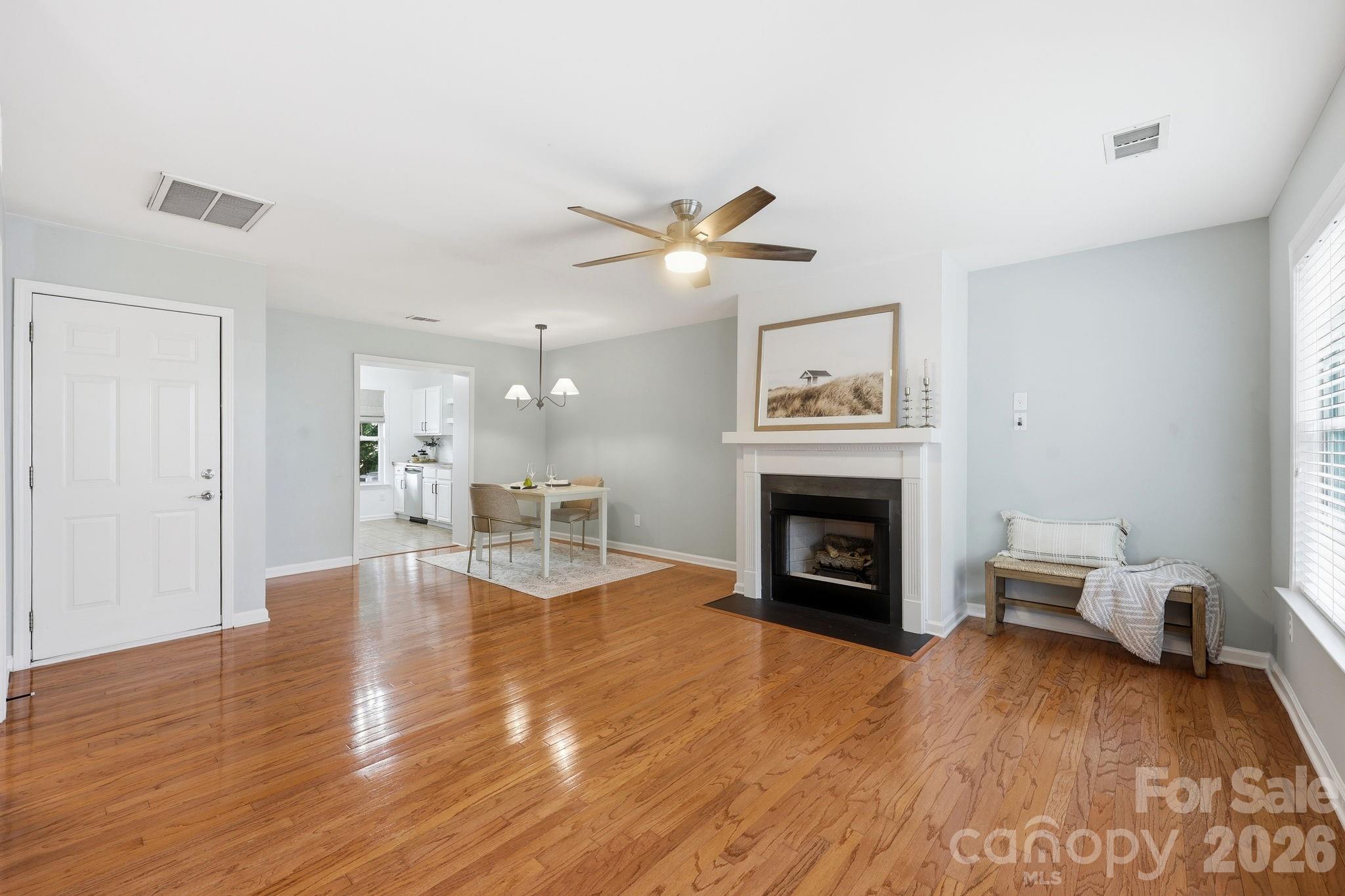 17307 Villanova Road — Huntersville