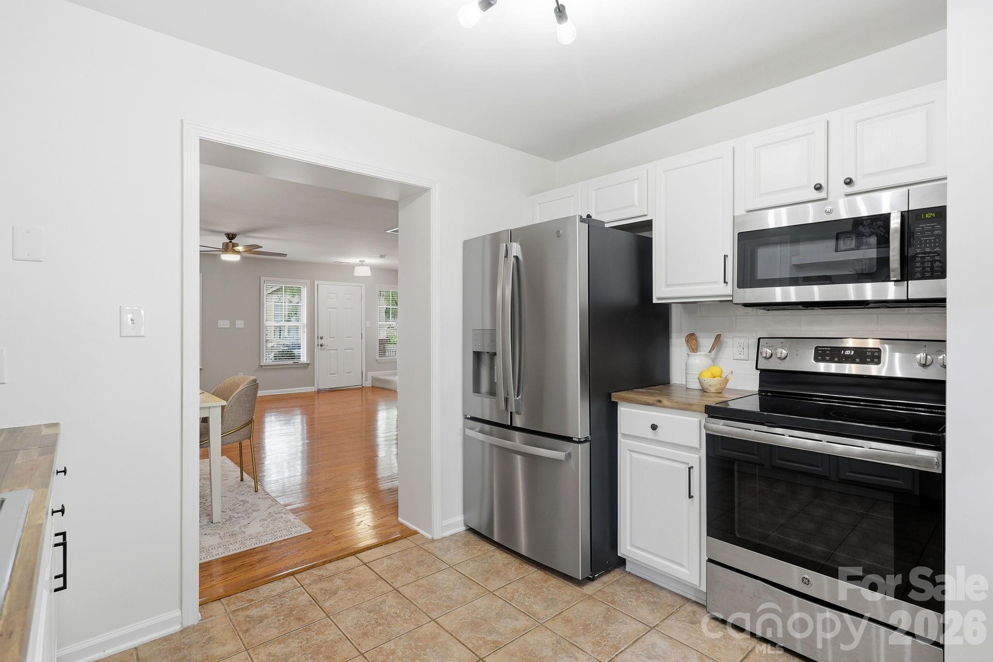 17307 Villanova Road — Huntersville