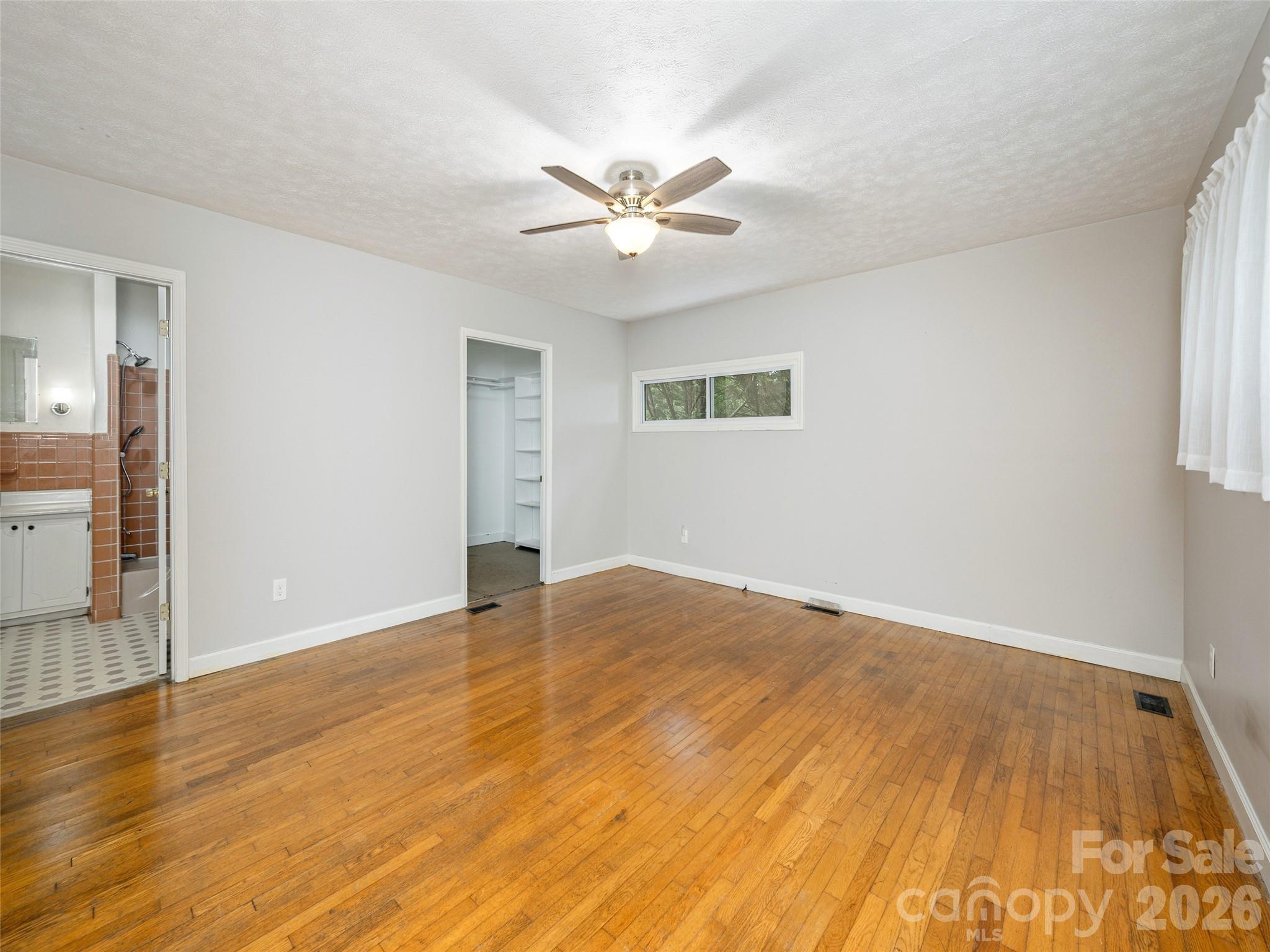 79 Edgewood Drive — Arden