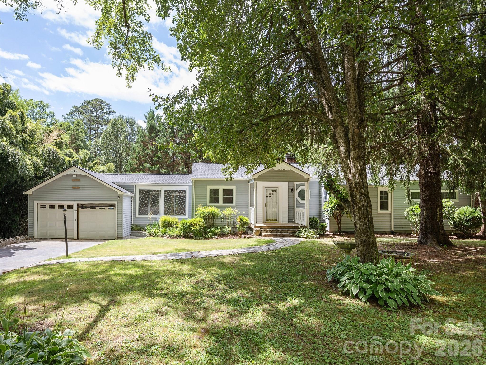 79 Edgewood Drive — Arden