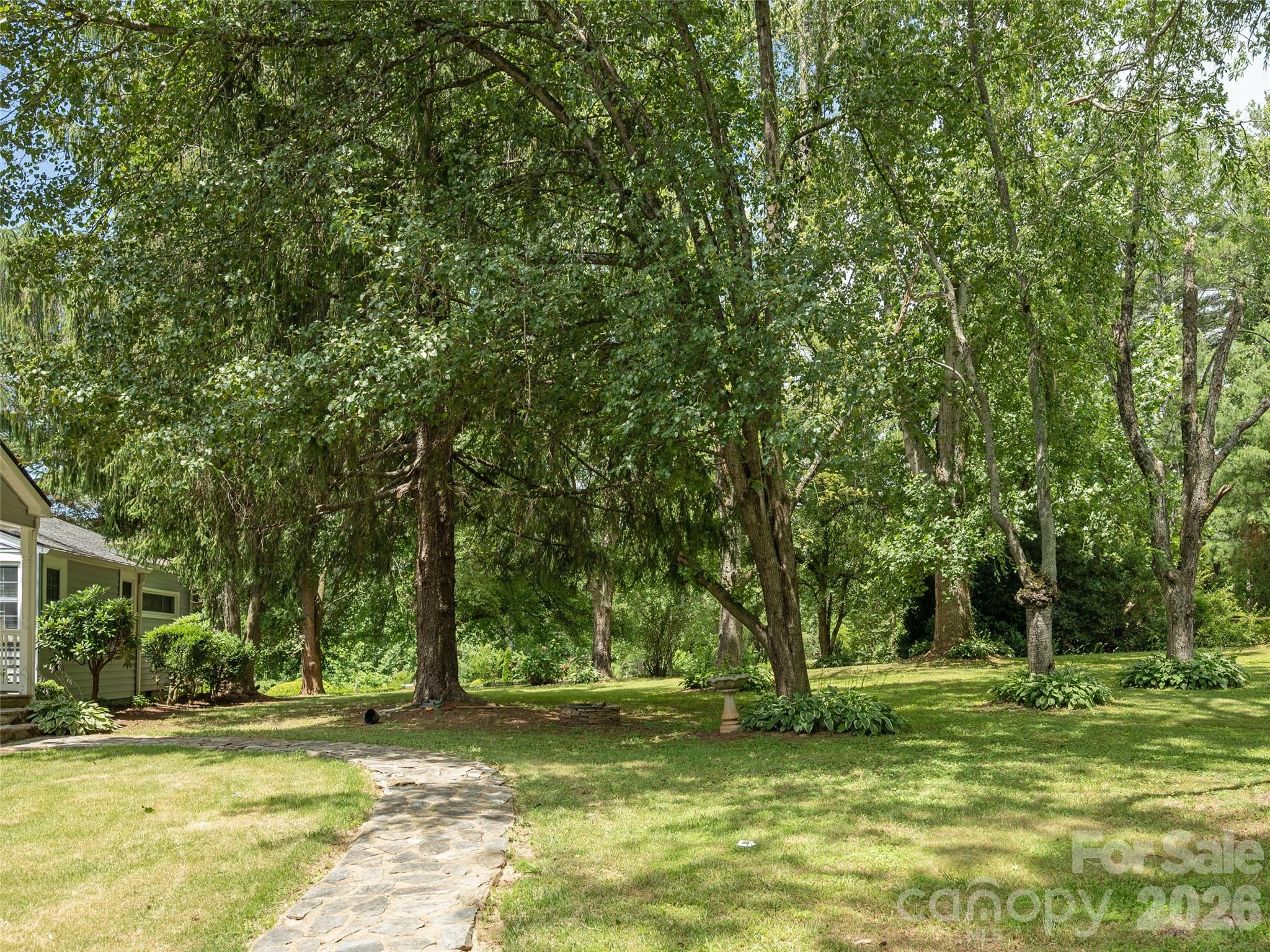 79 Edgewood Drive — Arden