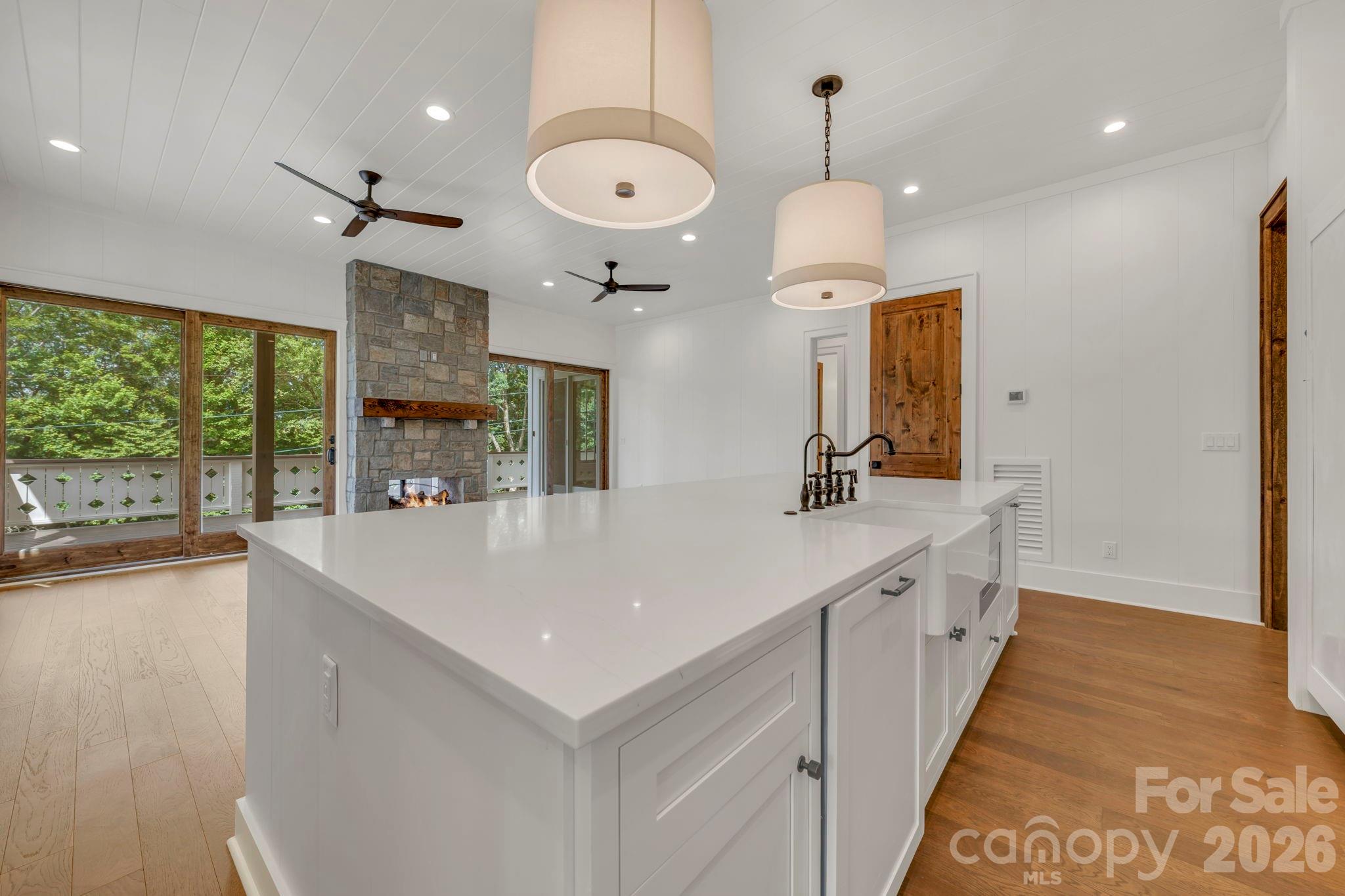 253 Old Boone Road — Blowing Rock