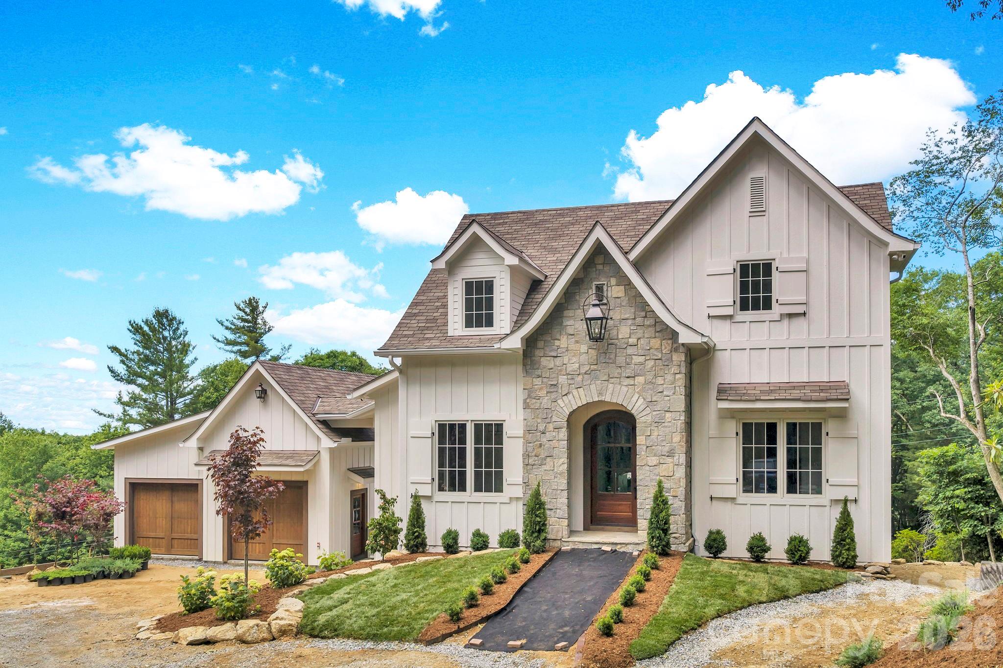 253 Old Boone Road — Blowing Rock