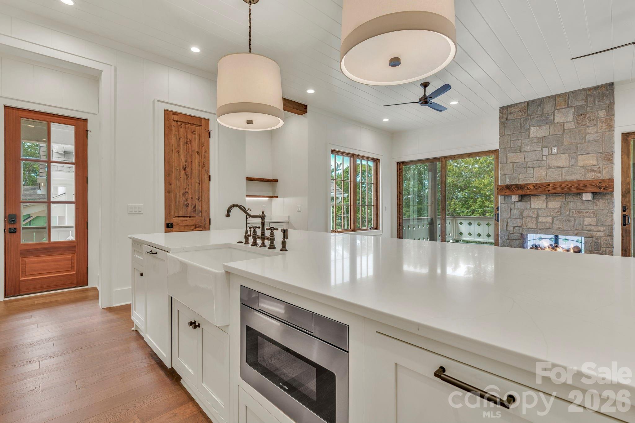 253 Old Boone Road — Blowing Rock