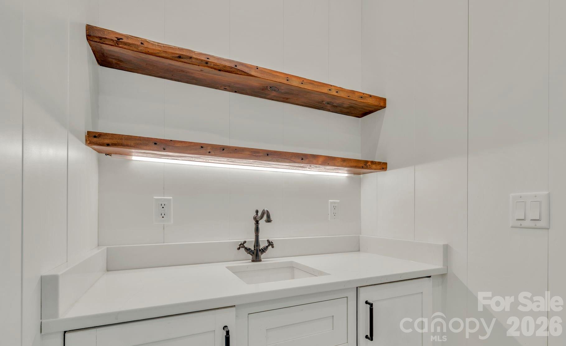 253 Old Boone Road — Blowing Rock