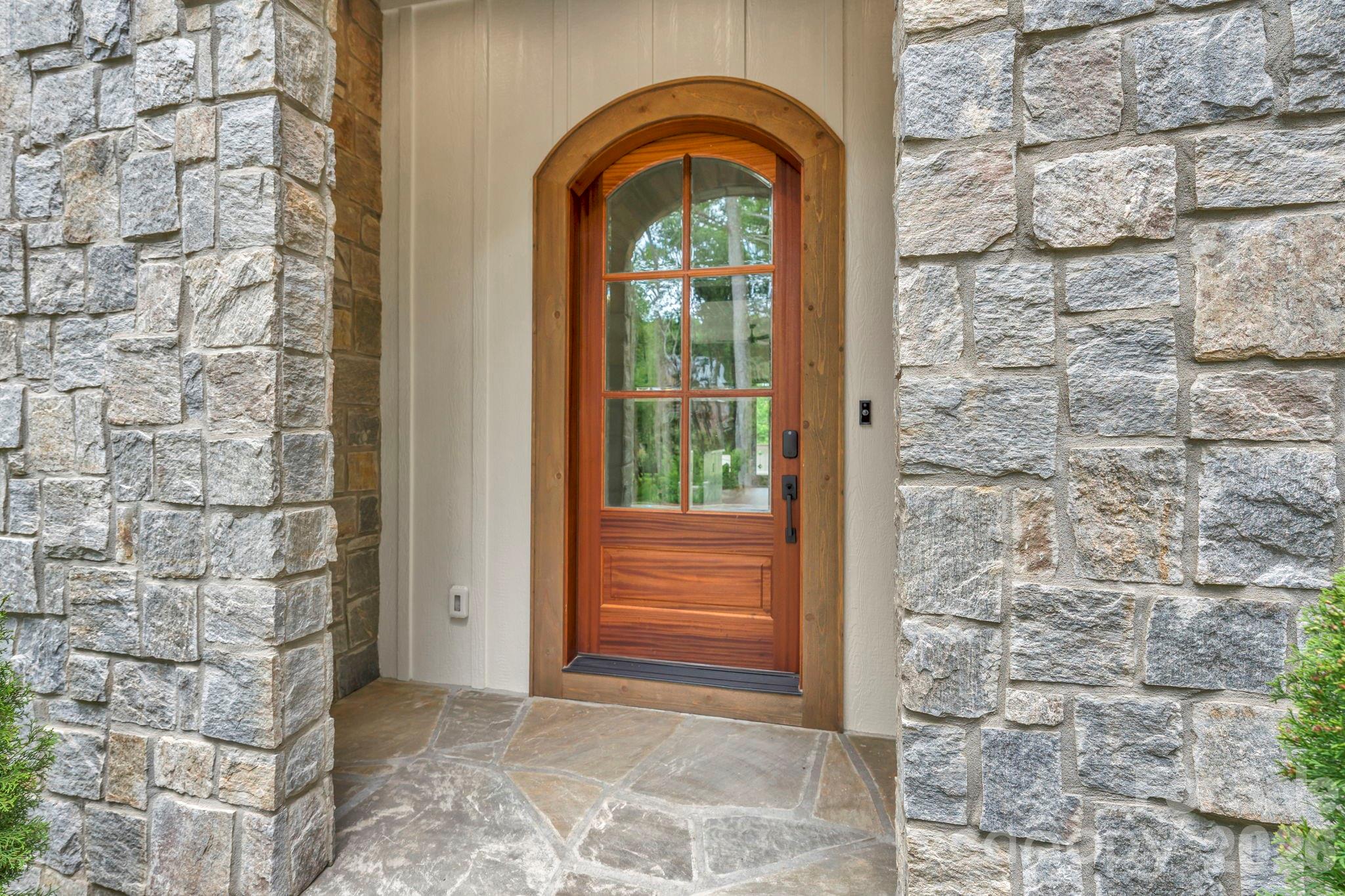253 Old Boone Road — Blowing Rock