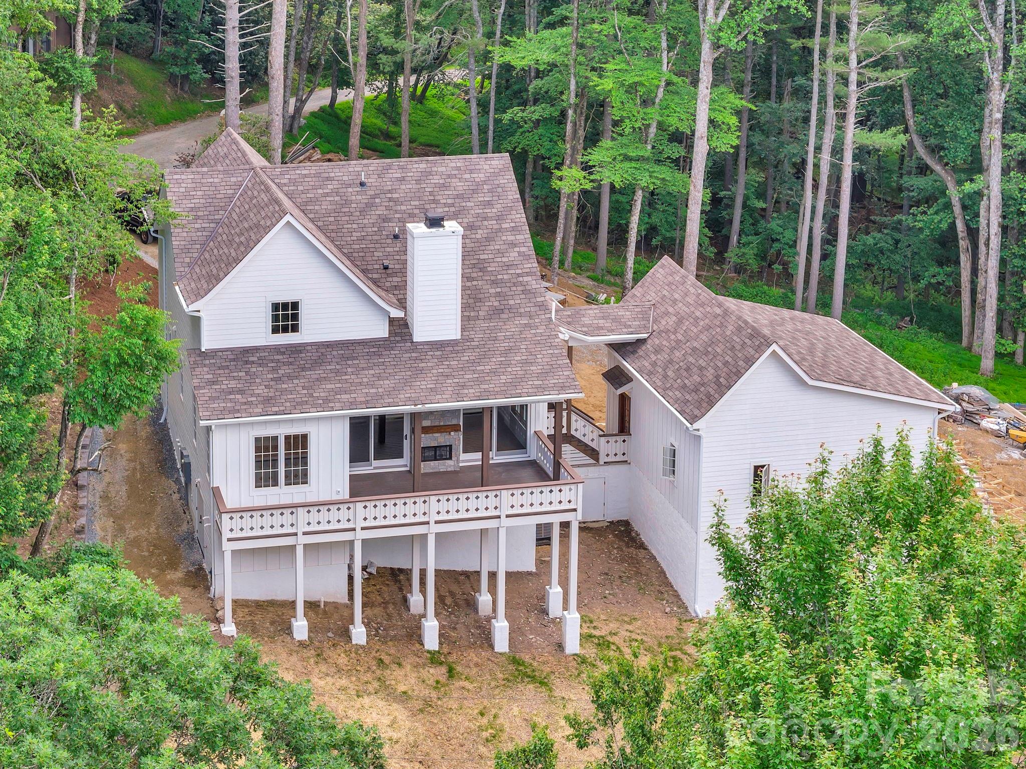 253 Old Boone Road — Blowing Rock