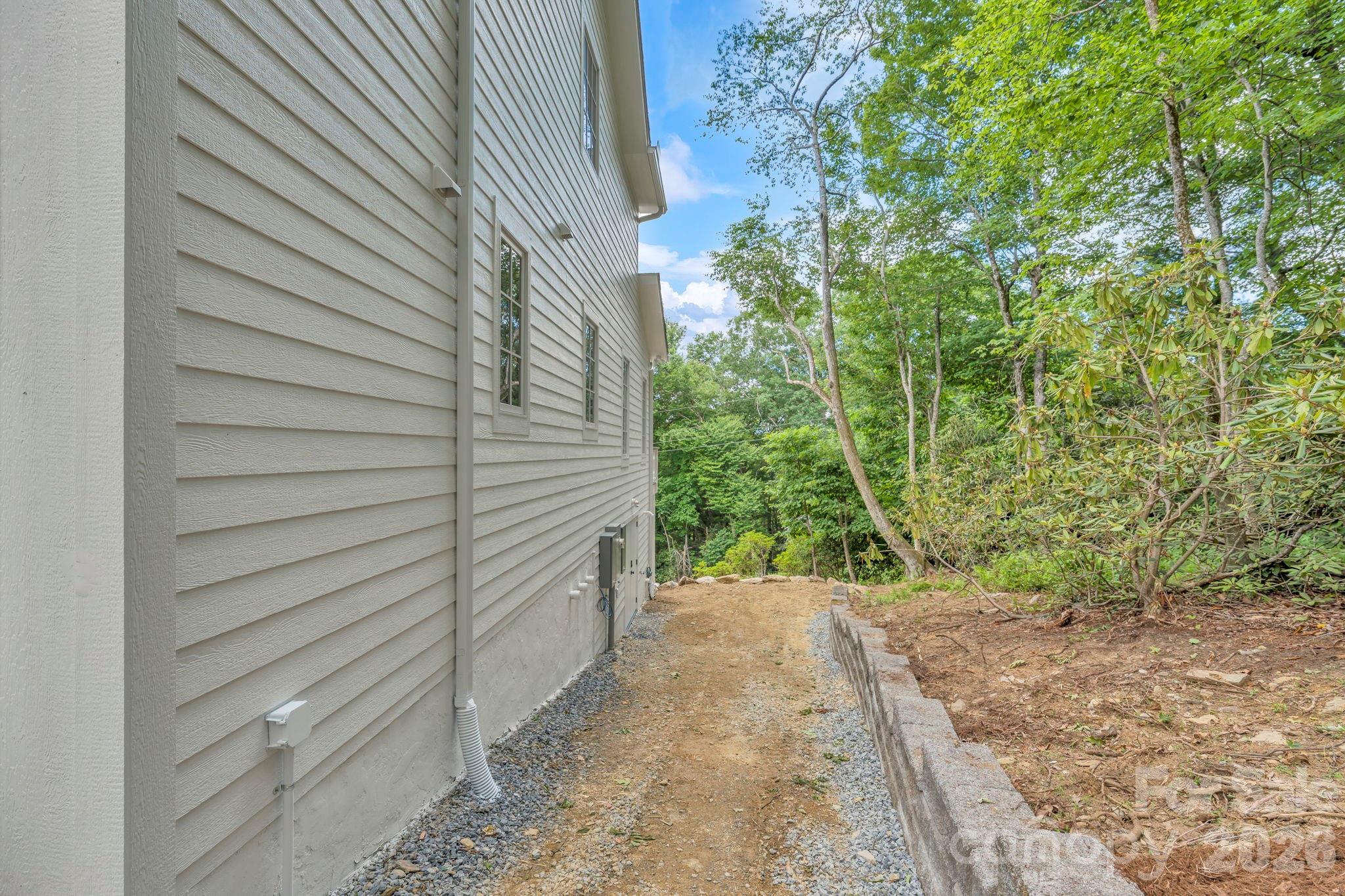 253 Old Boone Road — Blowing Rock