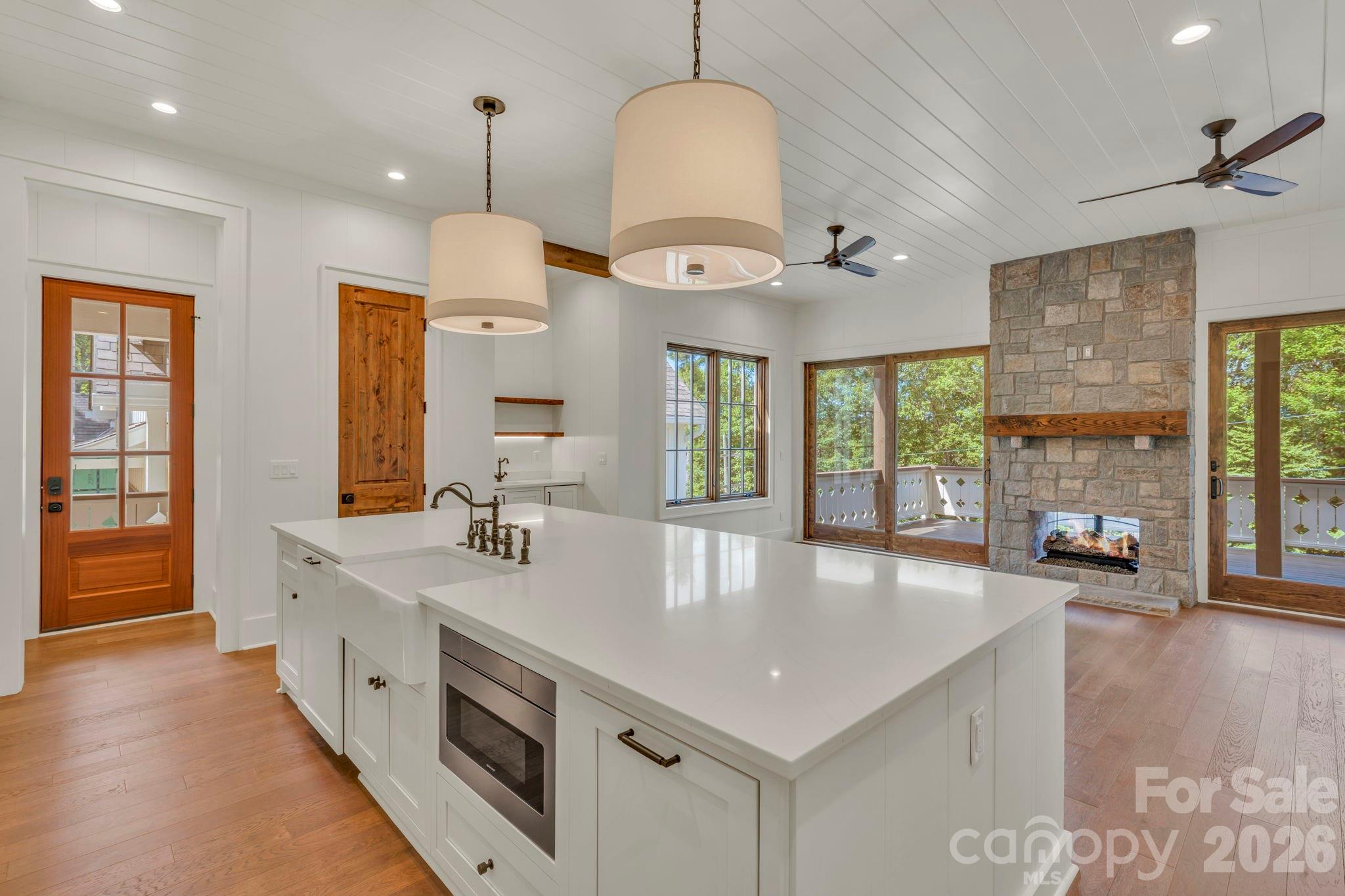 253 Old Boone Road — Blowing Rock