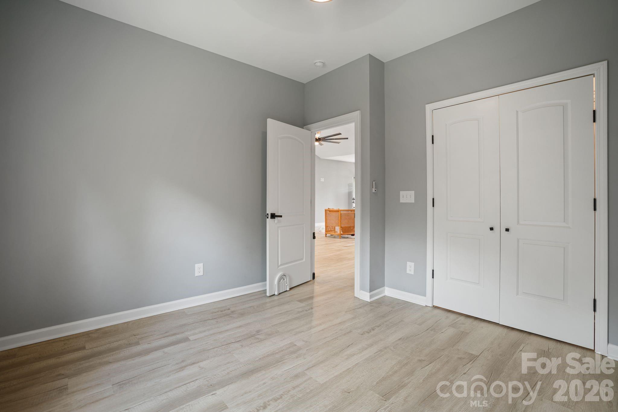544 30th Avenue NW — Hickory