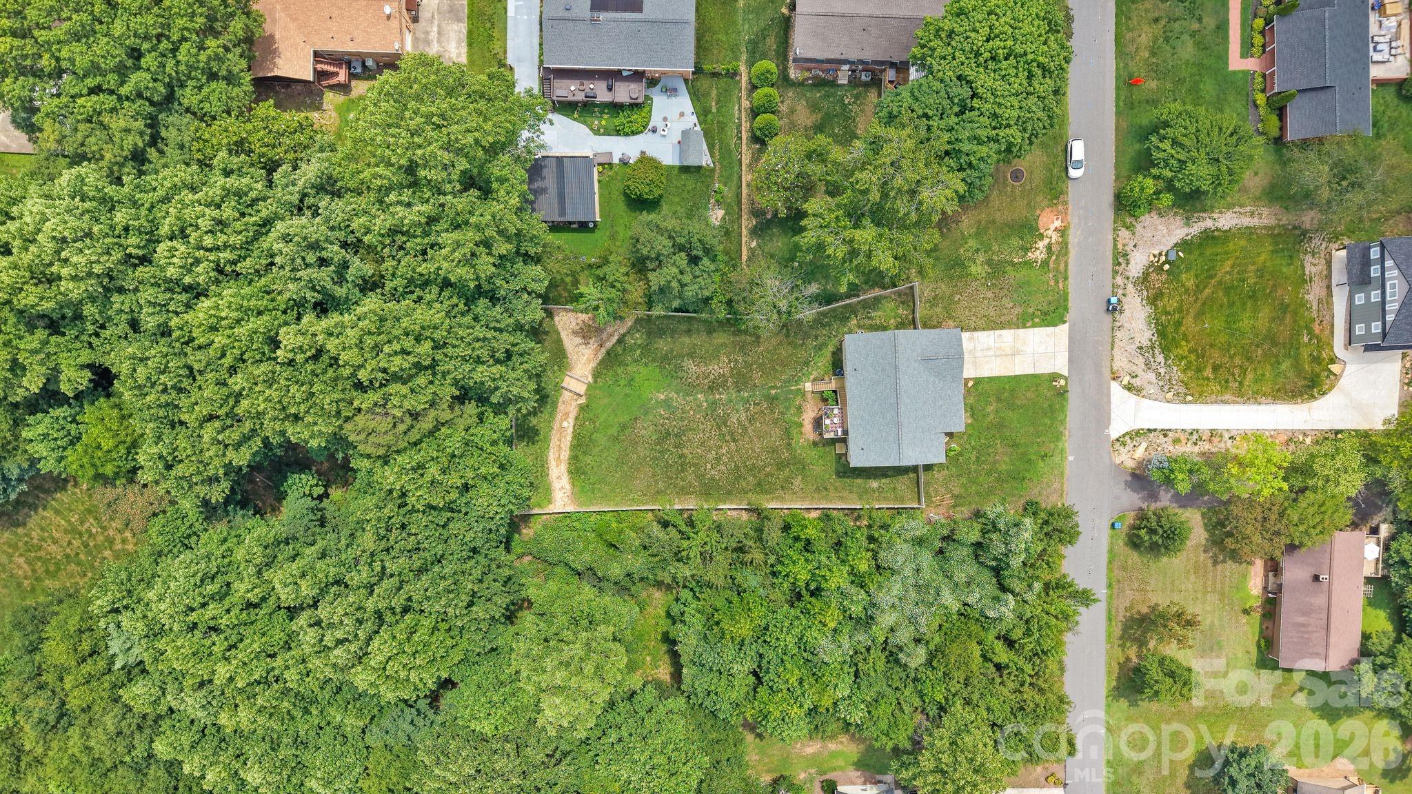 544 30th Avenue NW — Hickory
