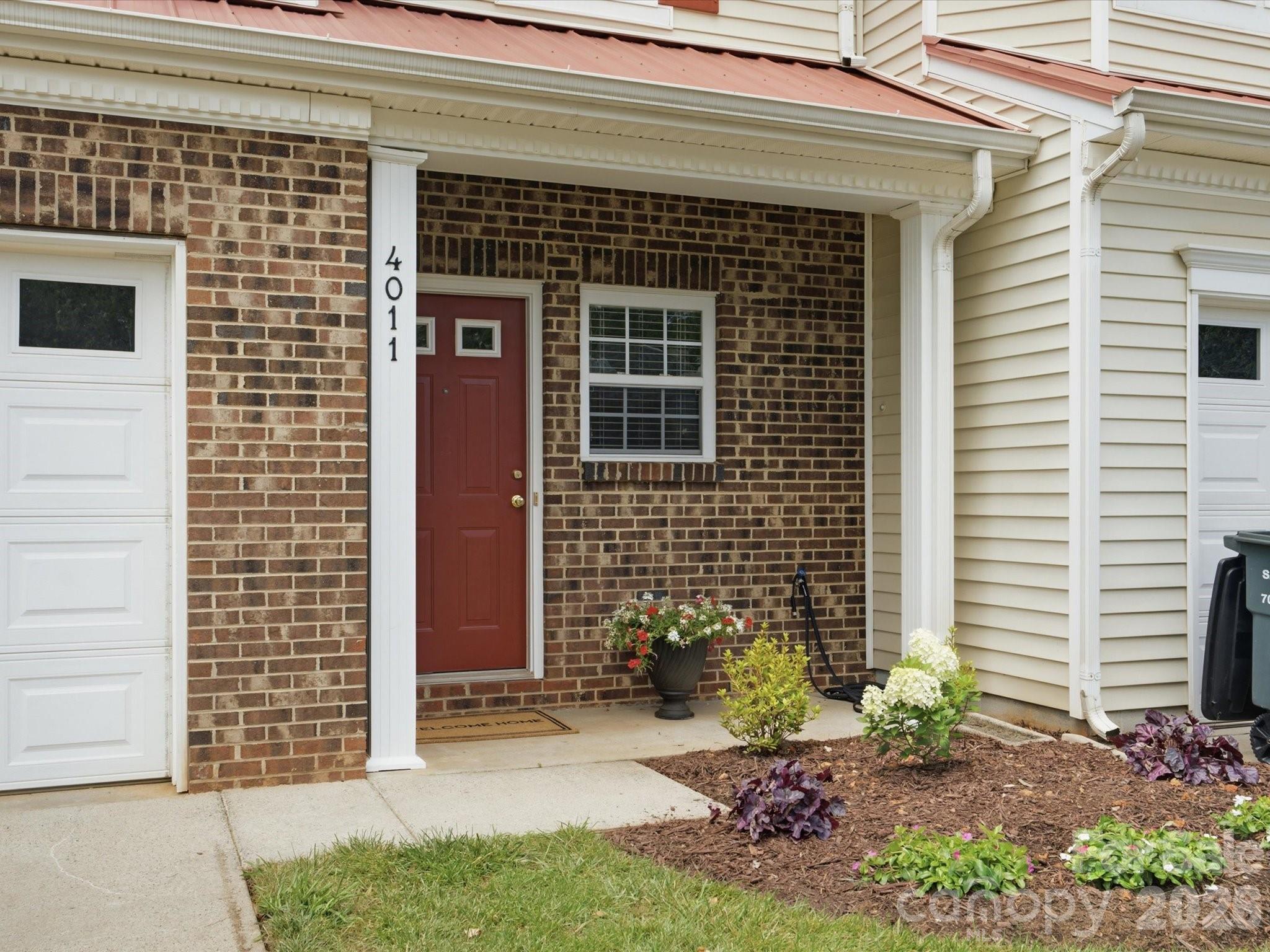 4011 Abbotsbury Drive — Fort Mill