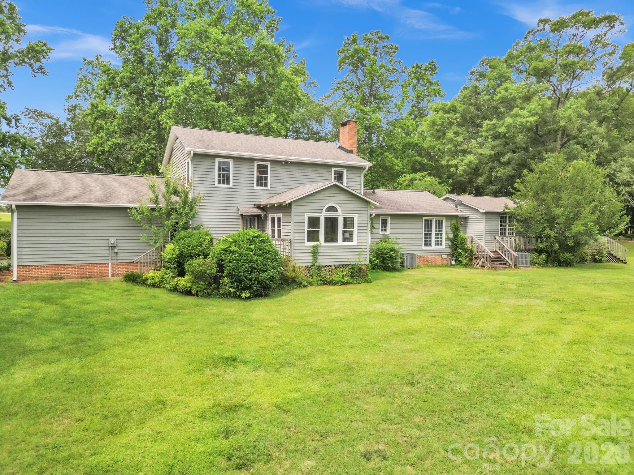 412 Smith Road — Landrum