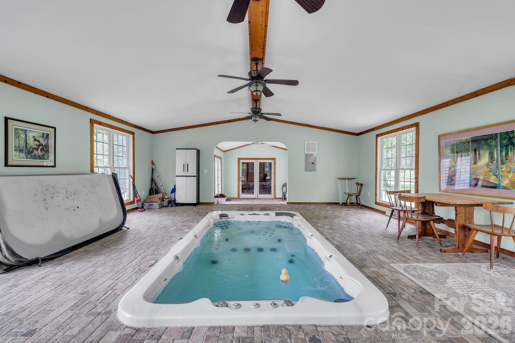 412 Smith Road — Landrum