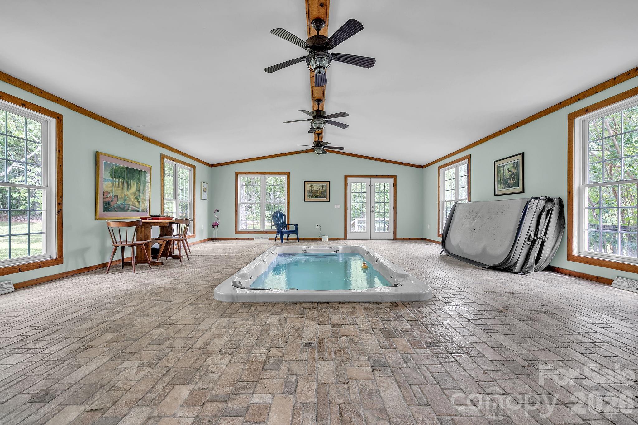 412 Smith Road — Landrum