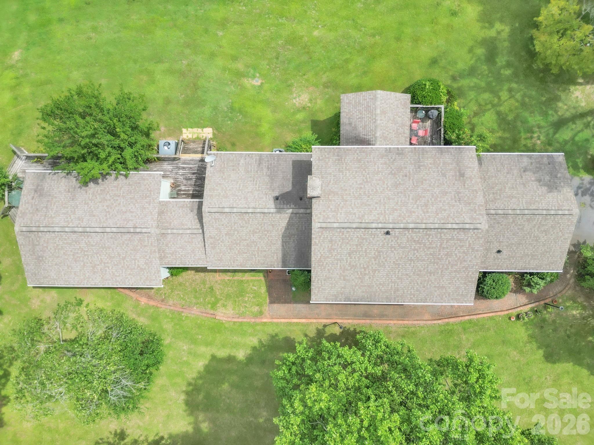 412 Smith Road — Landrum