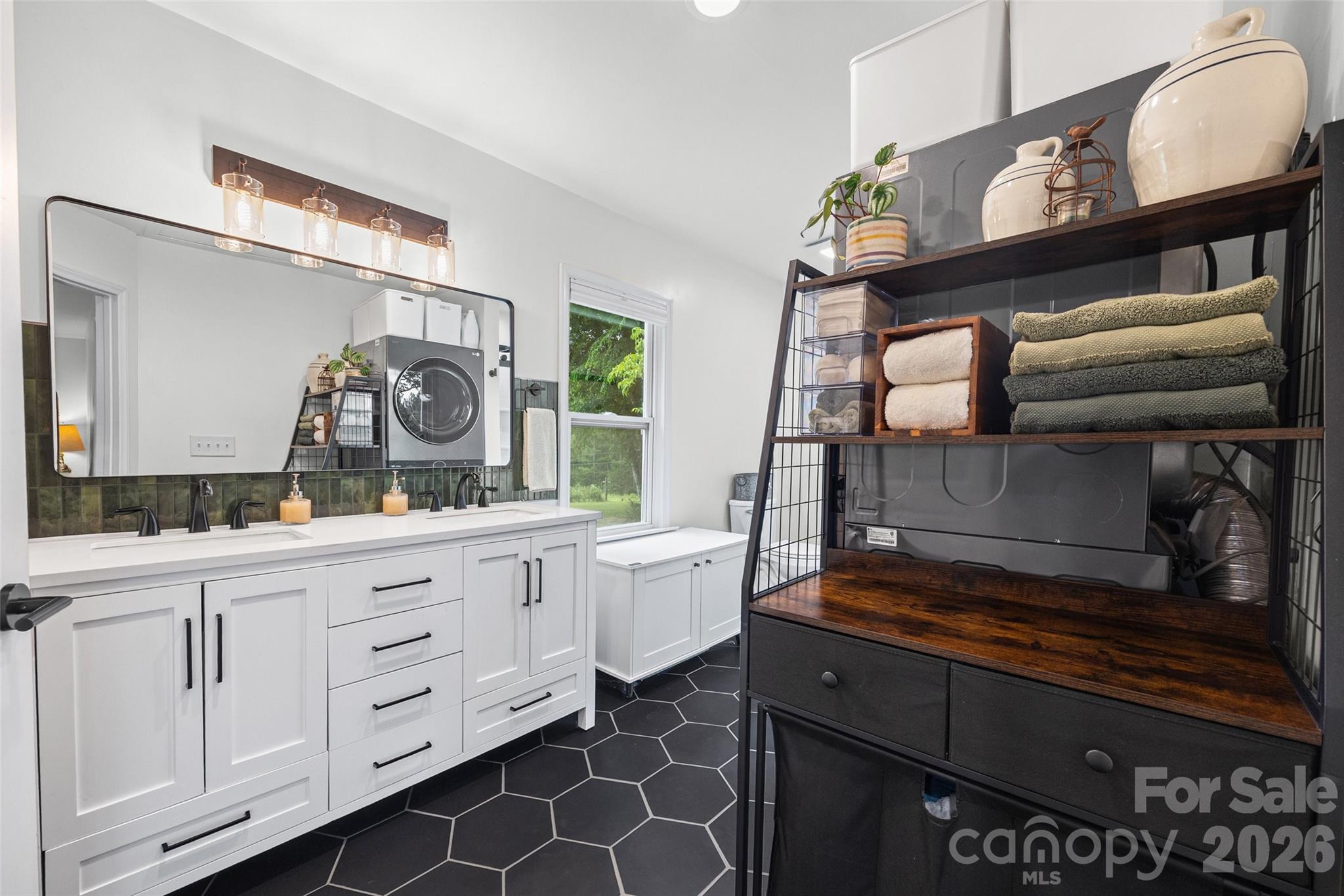 2236 Mountain Gap Road — Richburg