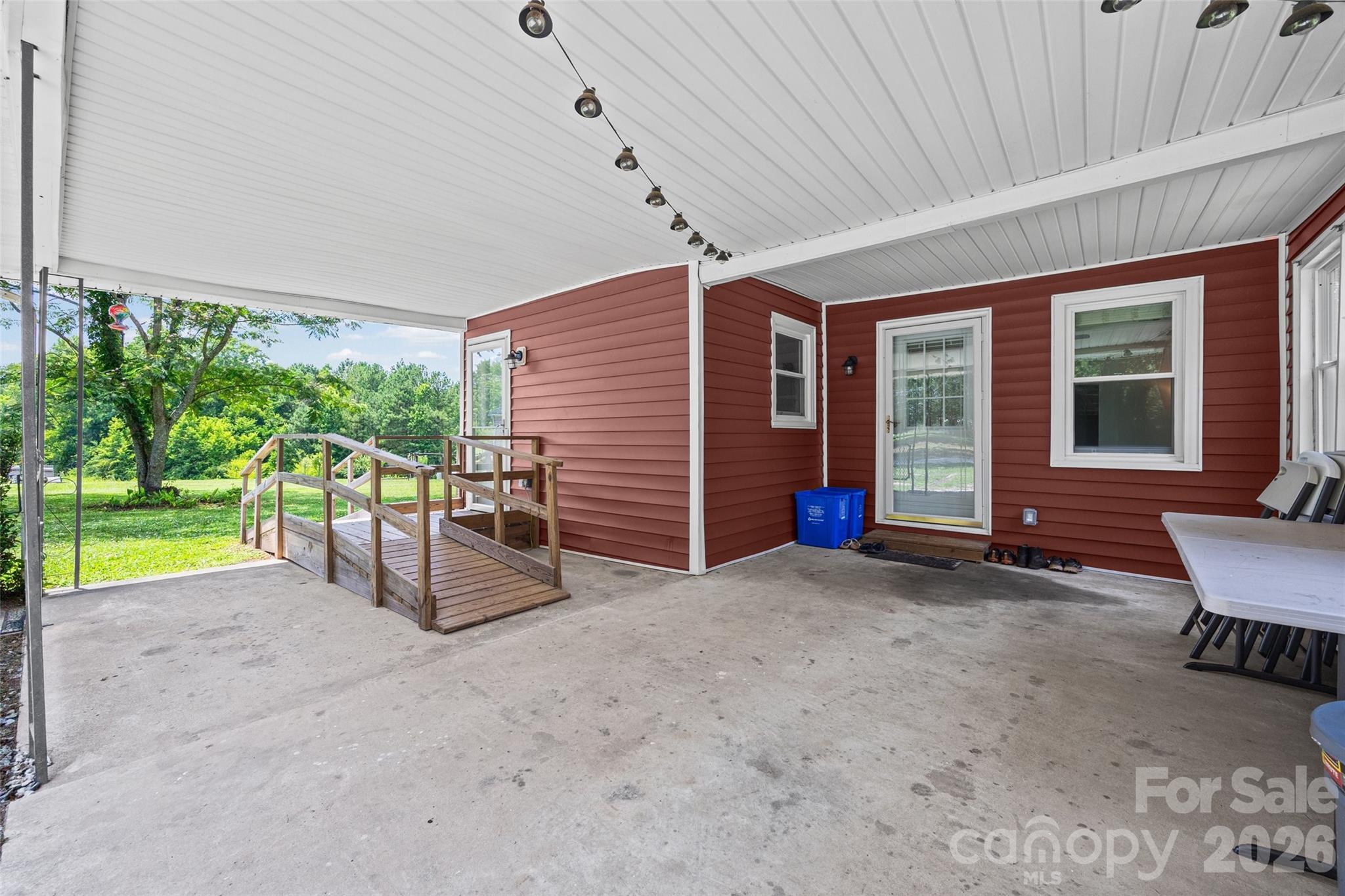 2236 Mountain Gap Road — Richburg