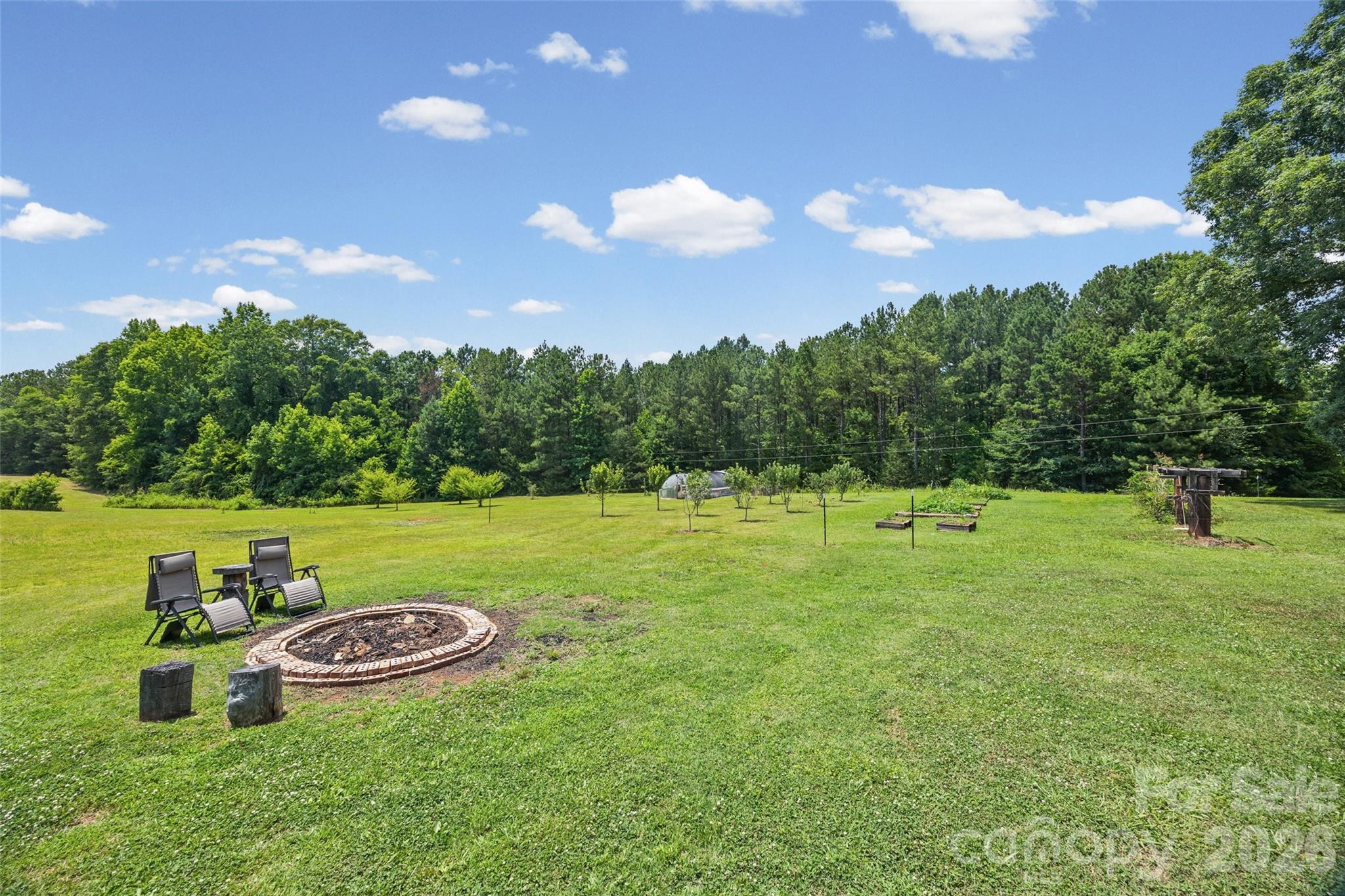 2236 Mountain Gap Road — Richburg