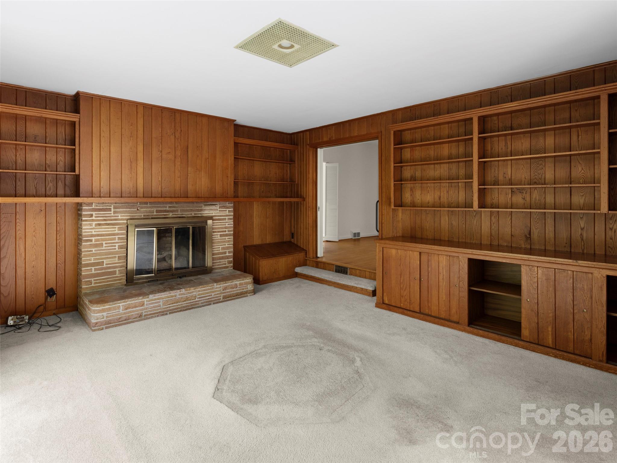 5 Normandy Road — Asheville
