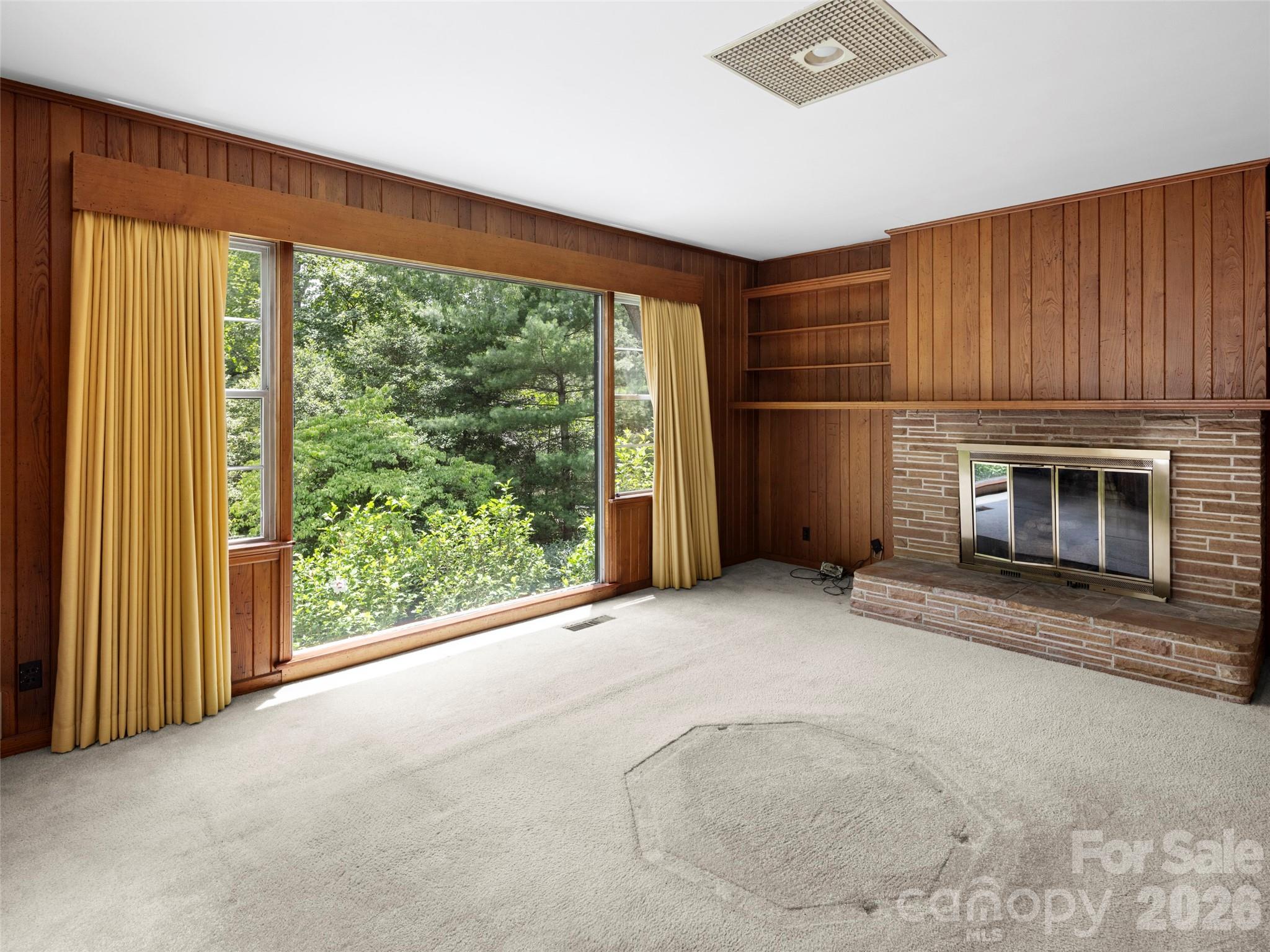 5 Normandy Road — Asheville