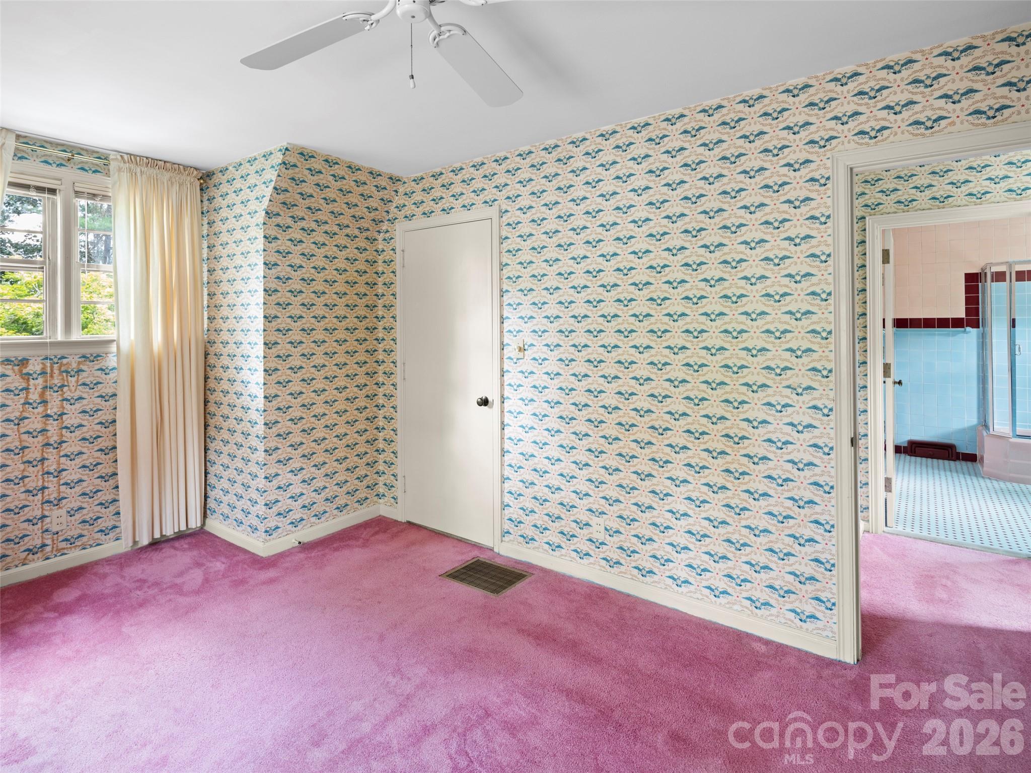 5 Normandy Road — Asheville
