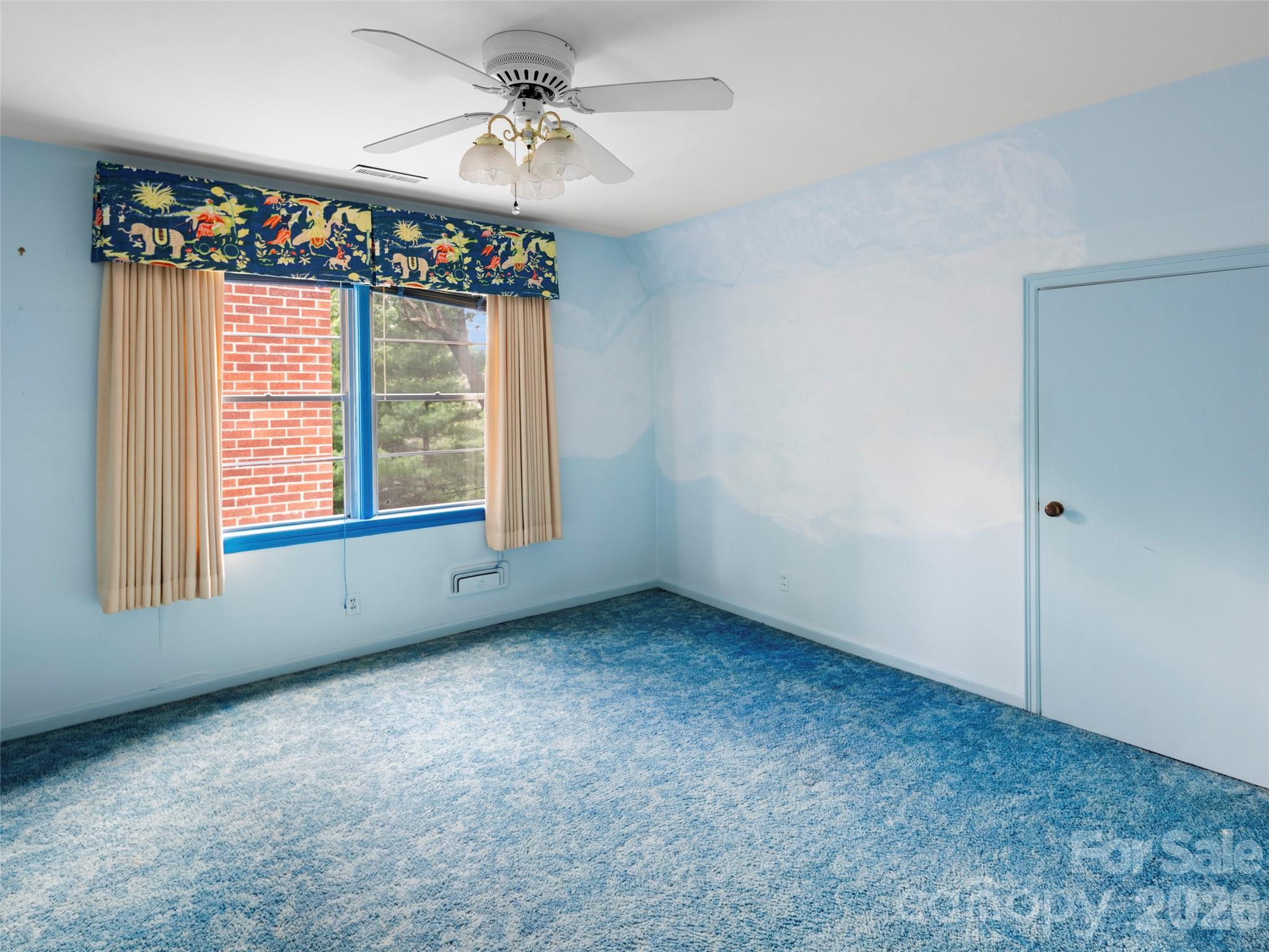 5 Normandy Road — Asheville