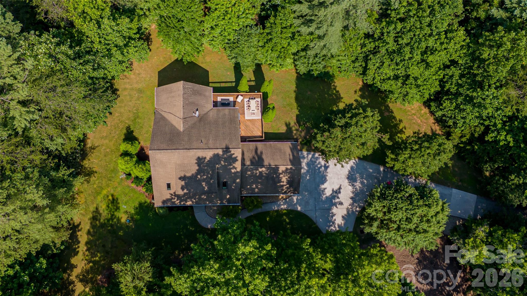 1518 Southpointe Drive — Morganton