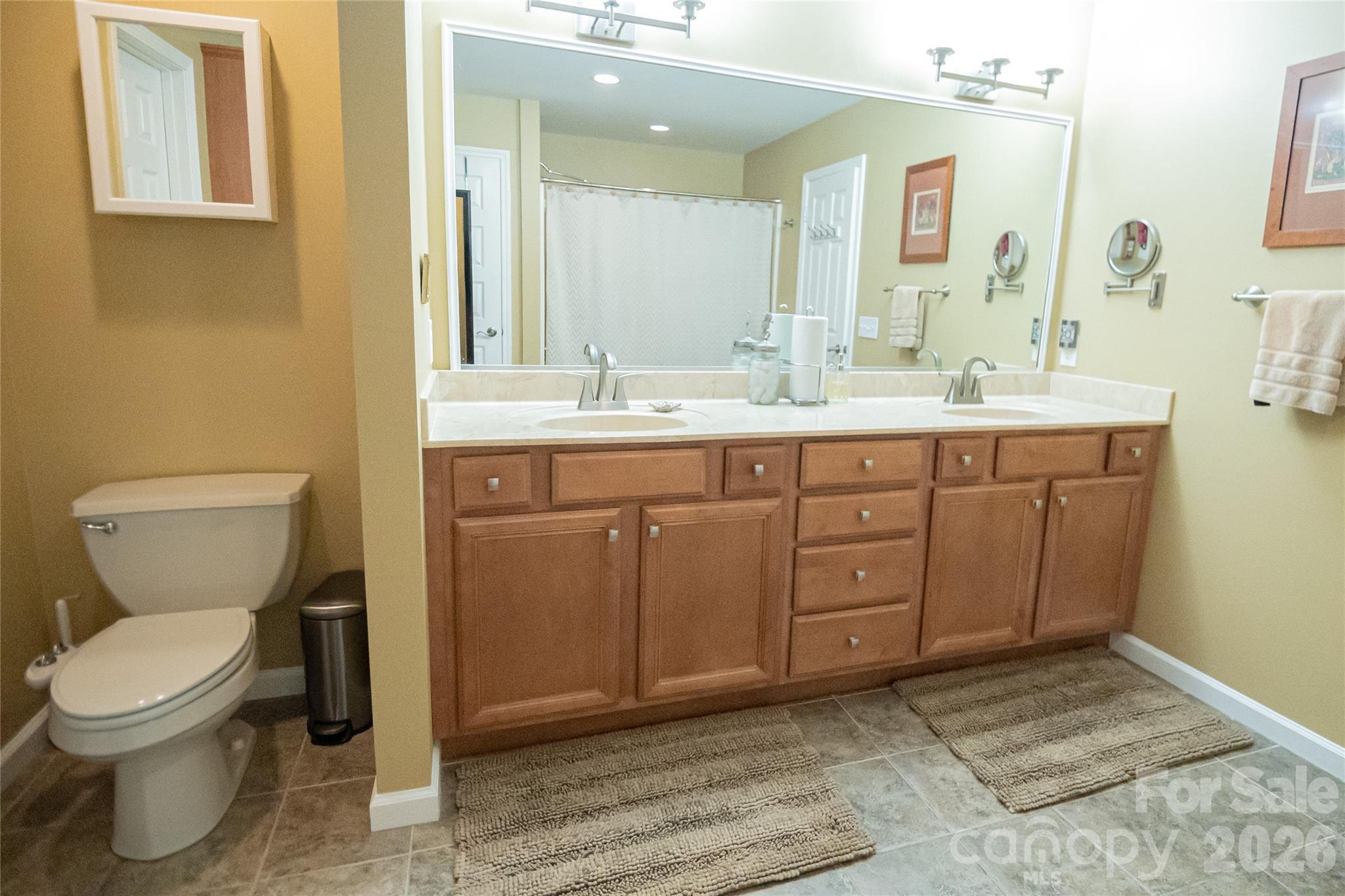 1518 Southpointe Drive — Morganton