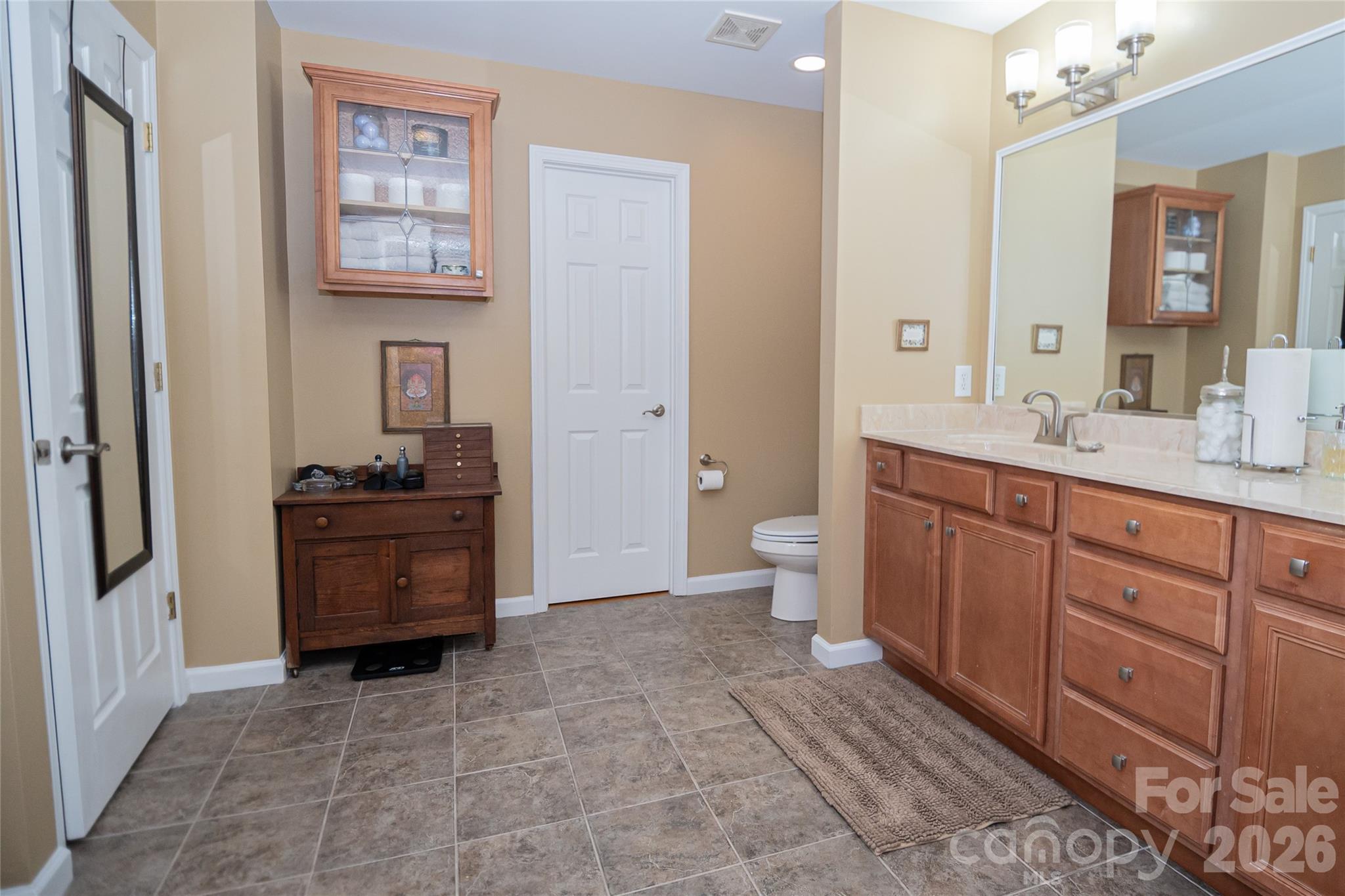 1518 Southpointe Drive — Morganton