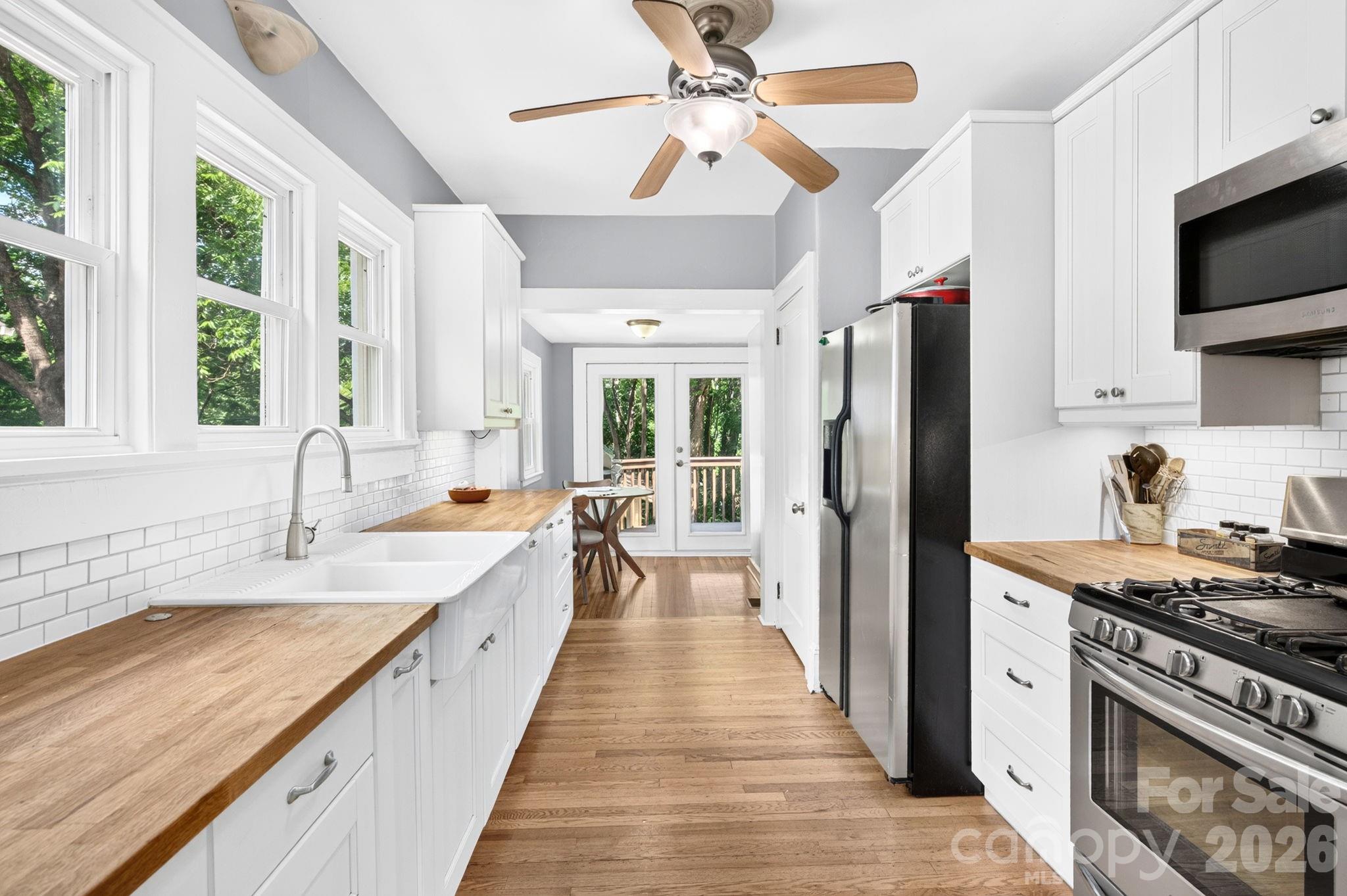 15 Westgate Road — Asheville