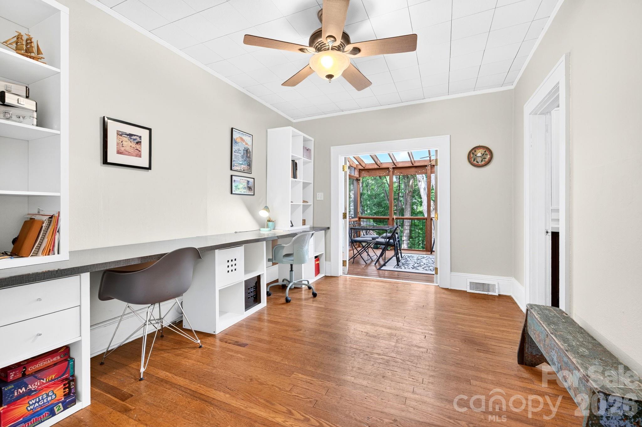 15 Westgate Road — Asheville
