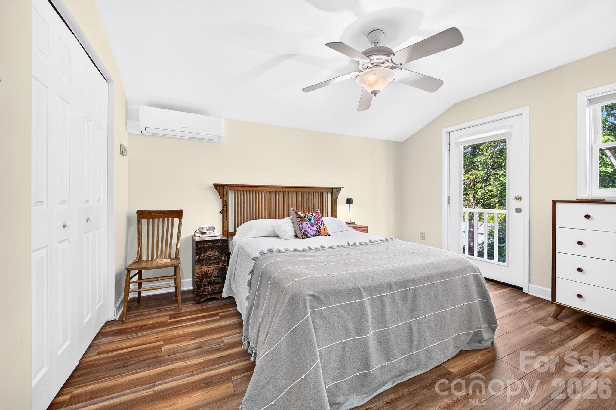 15 Westgate Road — Asheville