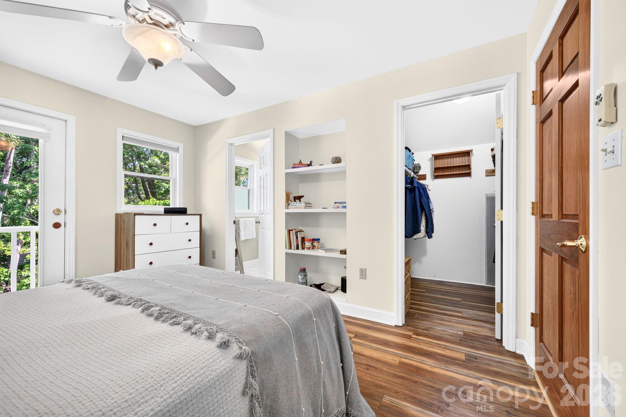 15 Westgate Road — Asheville